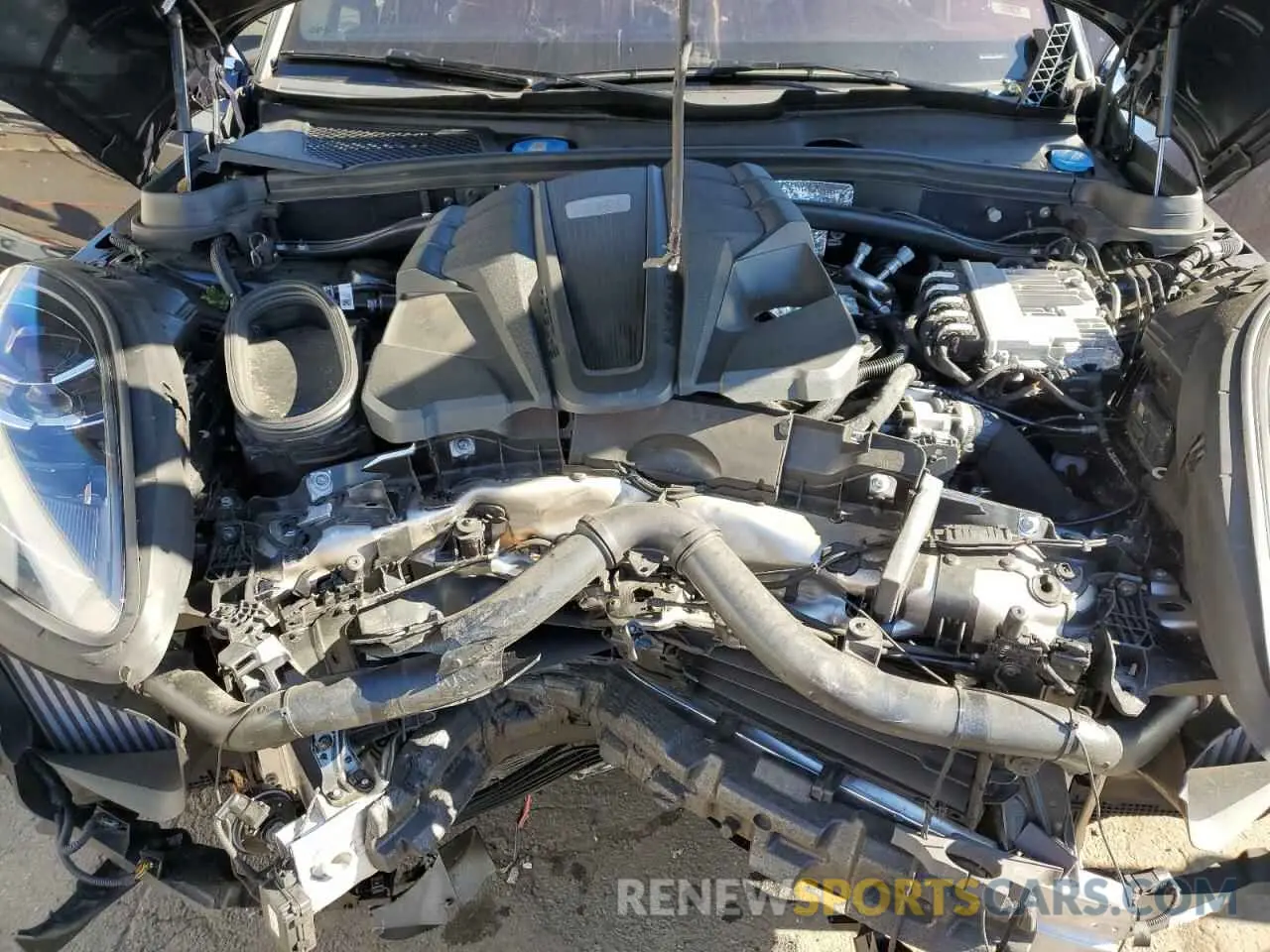 12 fotografías del automóvil dañado WP1AG2A52NLB23745 PORSCHE MACAN 2022