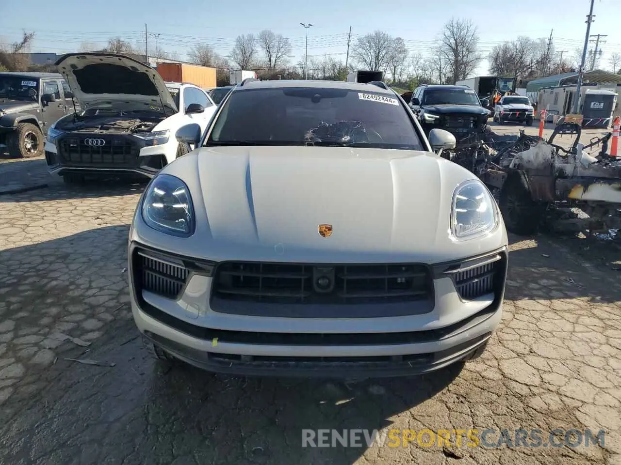 5 fotografías del automóvil dañado WP1AG2A53NLB25049 PORSCHE MACAN 2022