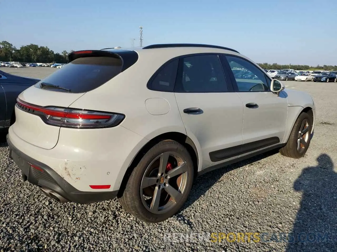 3 fotografías del automóvil dañado WP1AG2A54NLB20314 PORSCHE MACAN 2022
