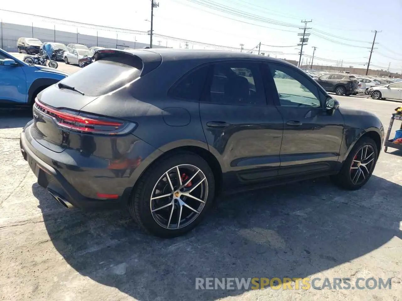 3 fotografías del automóvil dañado WP1AG2A5XNLB22410 PORSCHE MACAN 2022