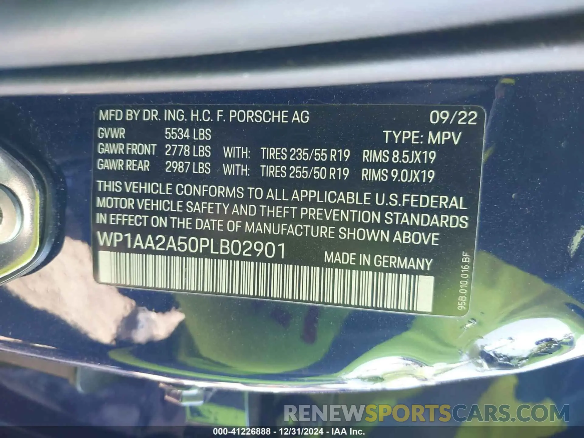 9 fotografías del automóvil dañado WP1AA2A50PLB02901 PORSCHE MACAN 2023