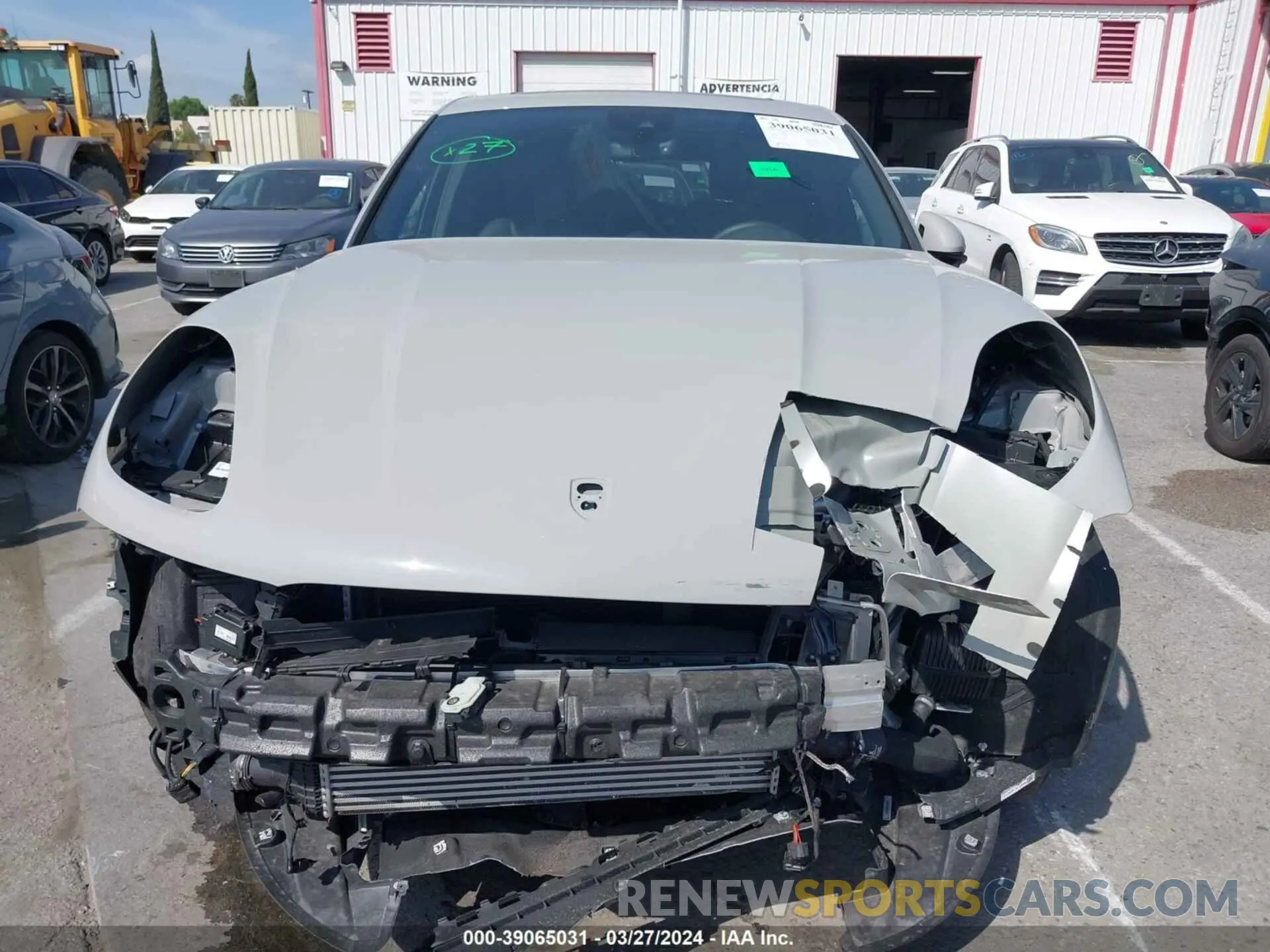 6 fotografías del automóvil dañado WP1AA2A50PLB11260 PORSCHE MACAN 2023
