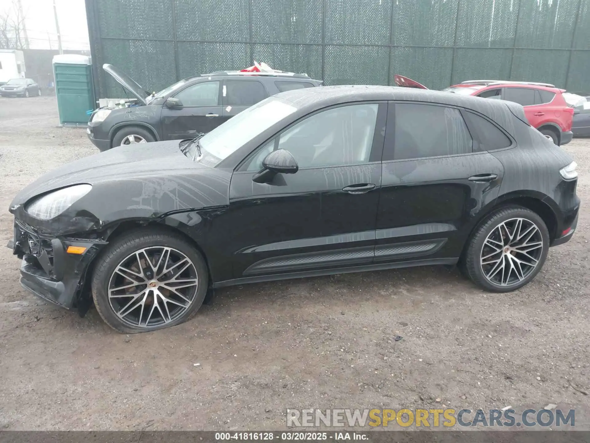 14 fotografías del automóvil dañado WP1AA2A52PLB09848 PORSCHE MACAN 2023