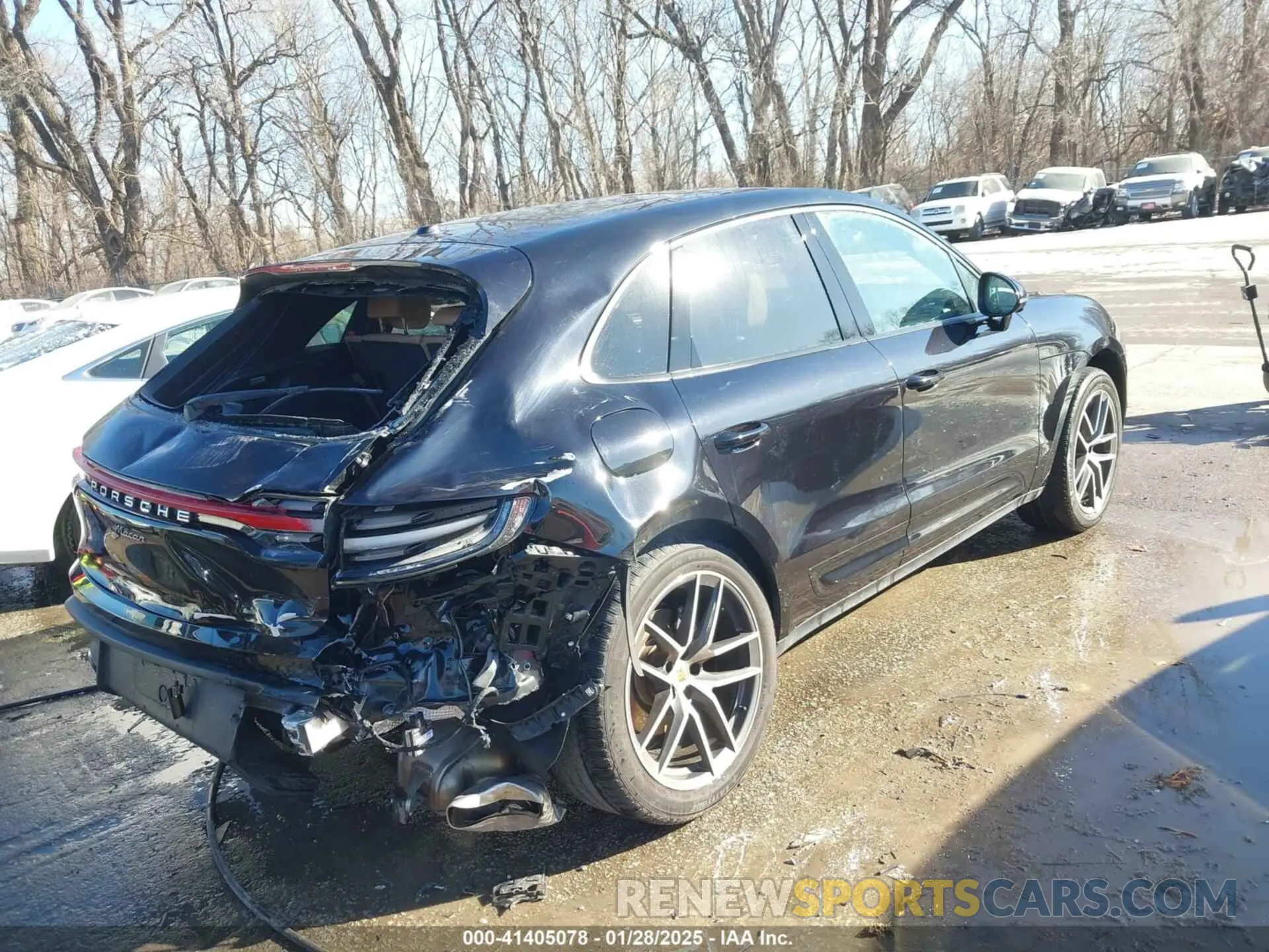 4 fotografías del automóvil dañado WP1AA2A55PLB02277 PORSCHE MACAN 2023