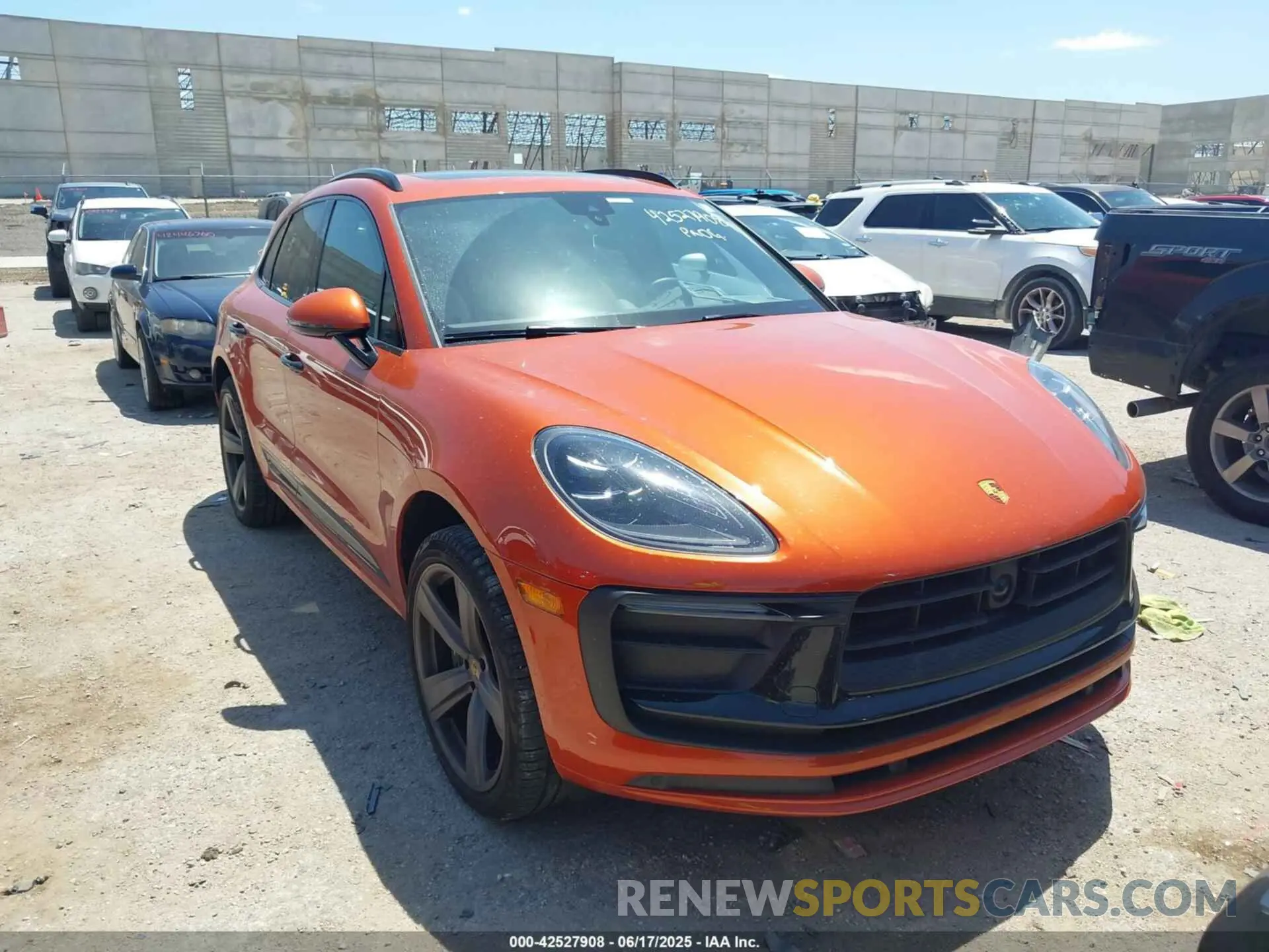 1 fotografías del automóvil dañado WP1AA2A56PLB14311 PORSCHE MACAN 2023