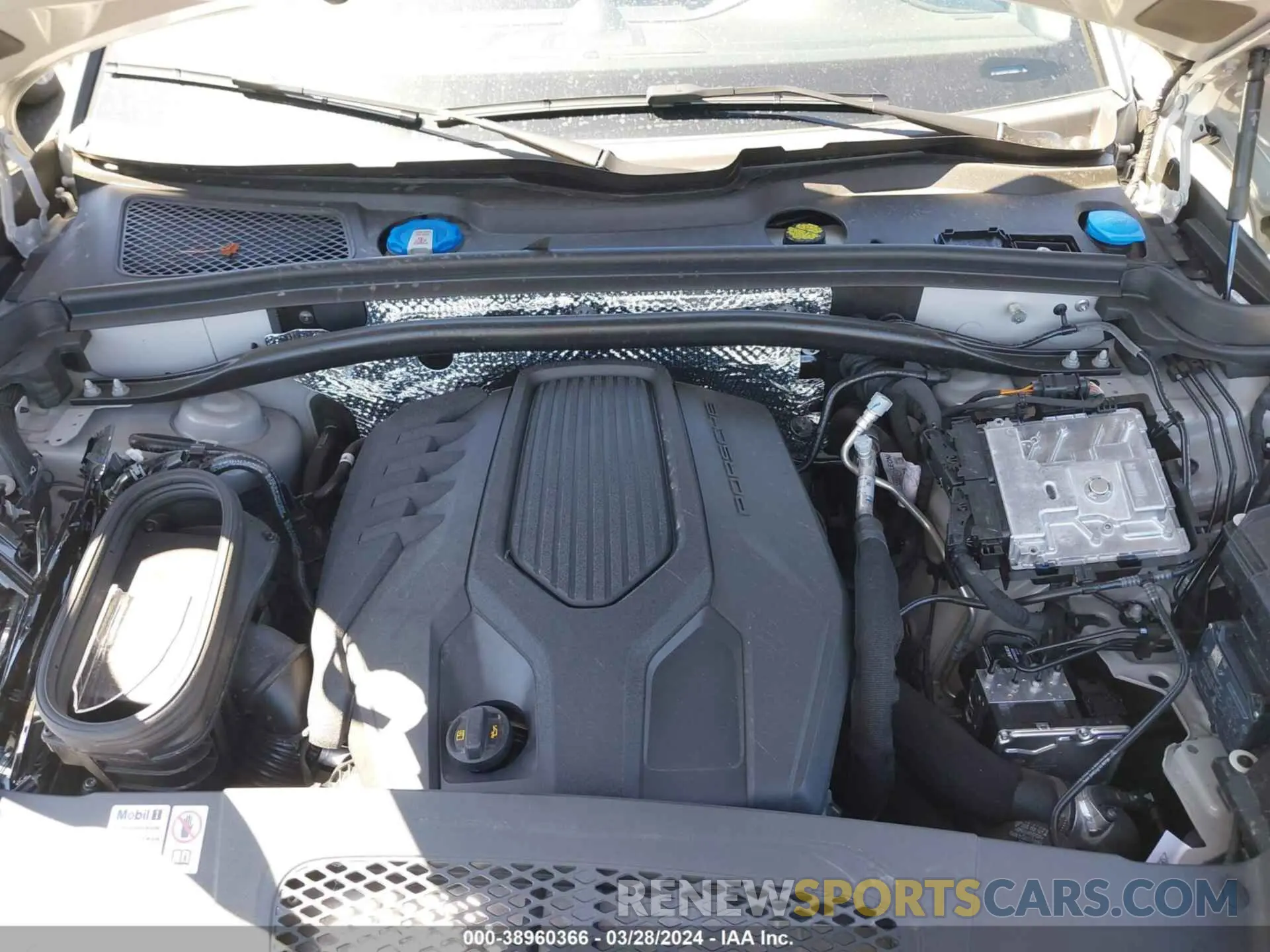 10 fotografías del automóvil dañado WP1AA2A59PLB06851 PORSCHE MACAN 2023