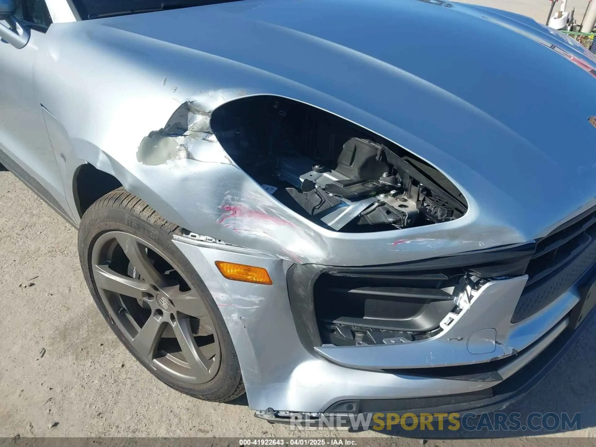 6 fotografías del automóvil dañado WP1AA2A59PLB15307 PORSCHE MACAN 2023
