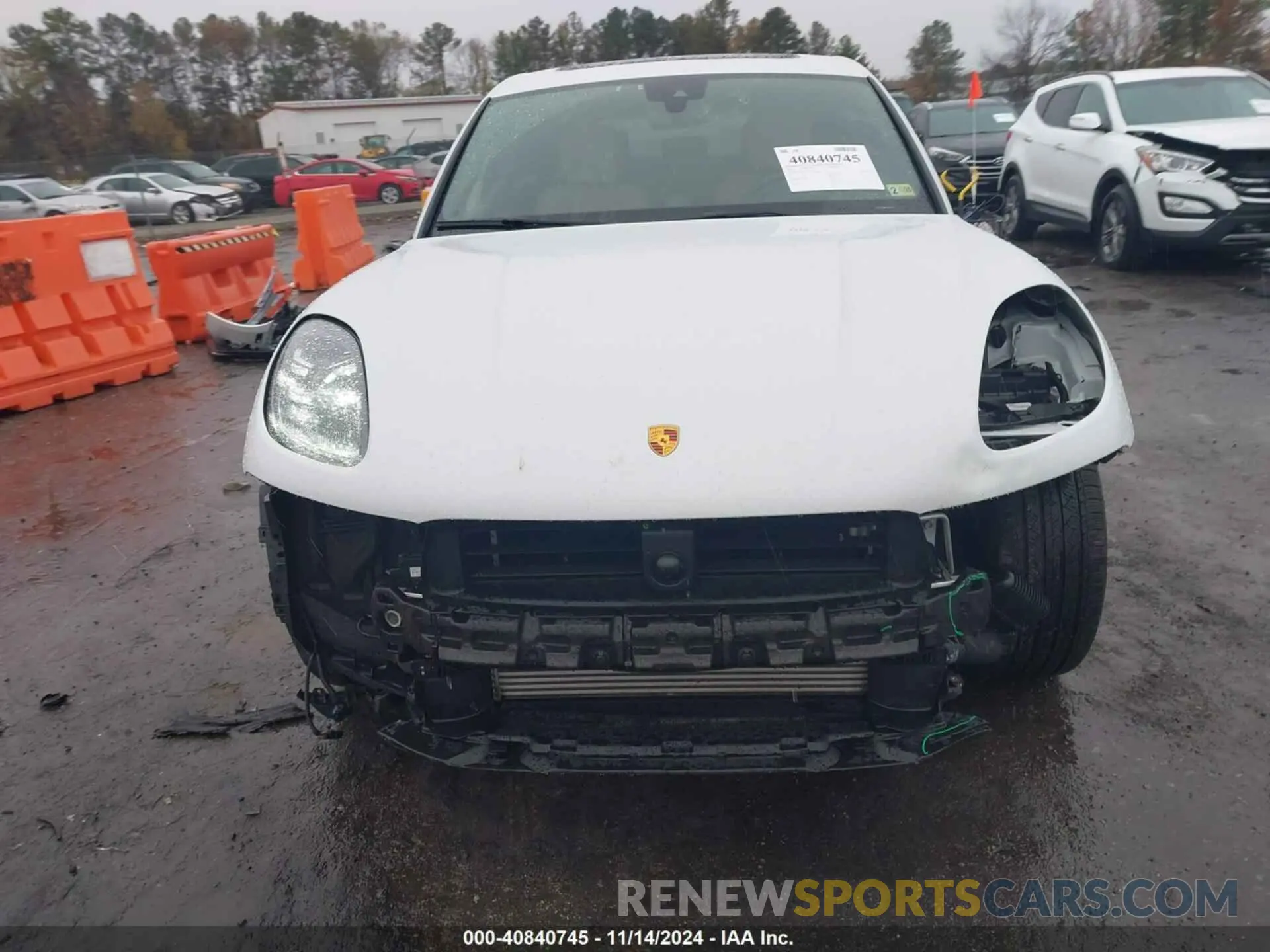 12 fotografías del automóvil dañado WP1AA2A59PLB18305 PORSCHE MACAN 2023