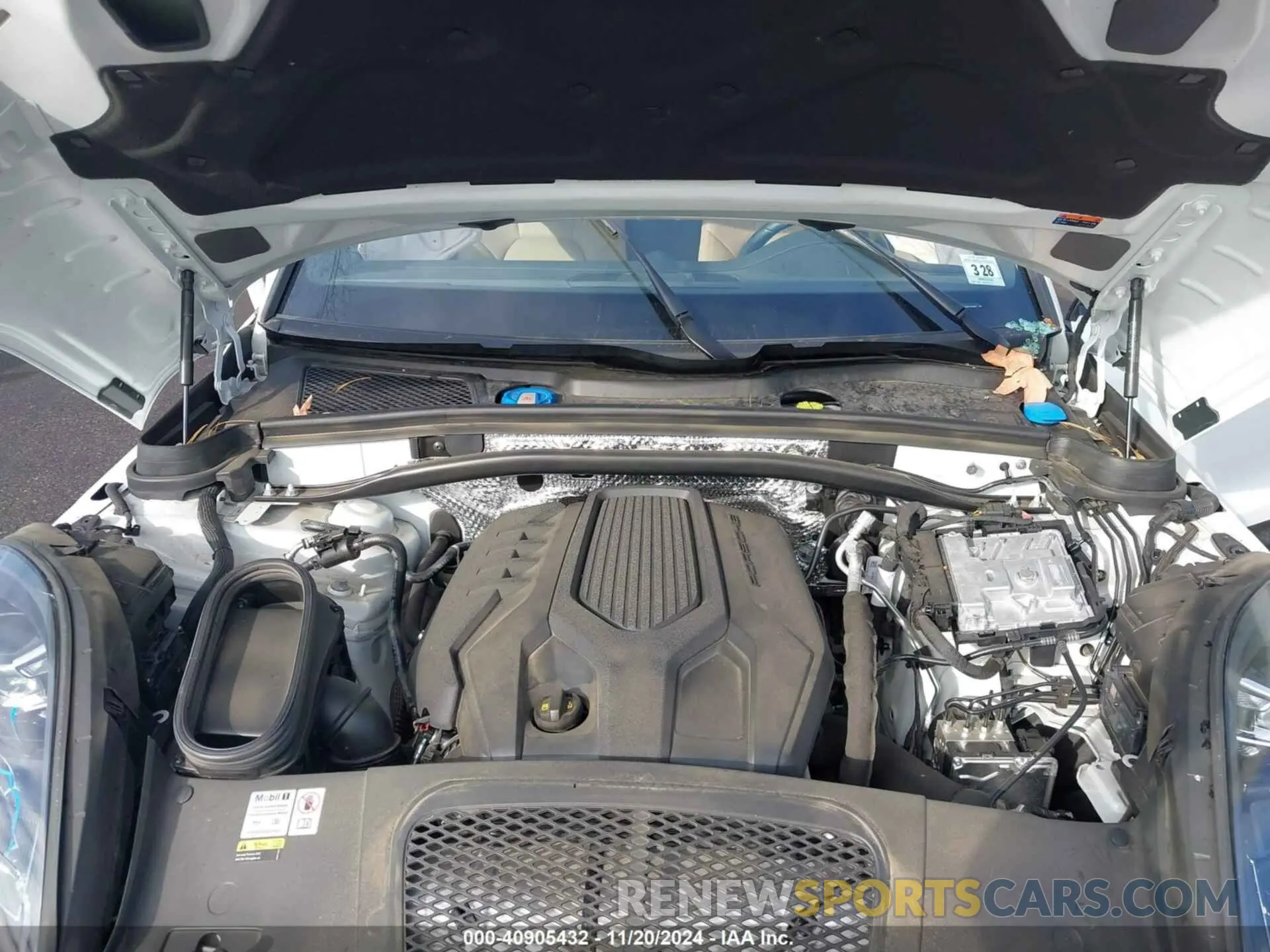 10 fotografías del automóvil dañado WP1AA2A5XPLB13999 PORSCHE MACAN 2023