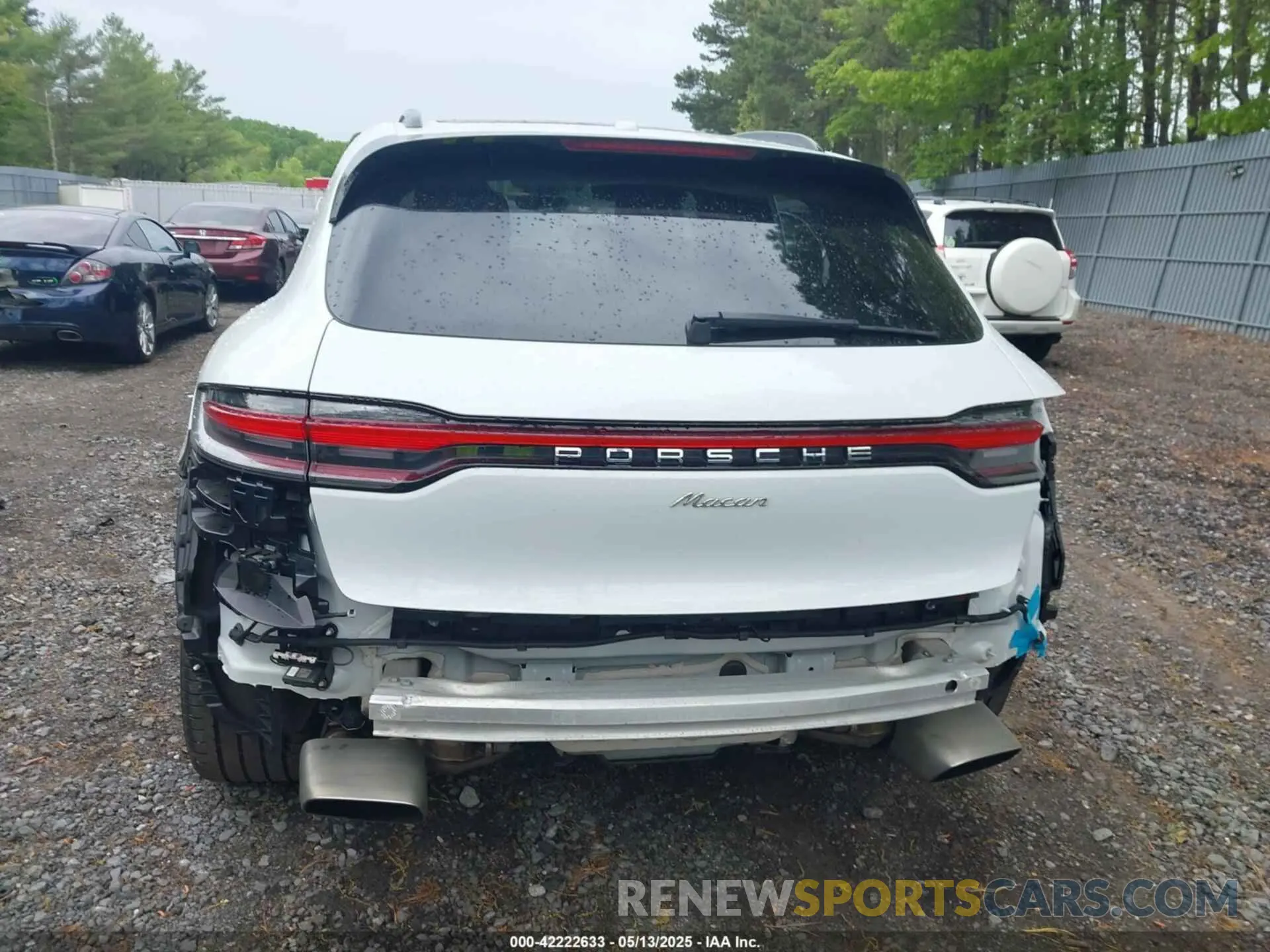 16 fotografías del automóvil dañado WP1AA2A5XPLB21908 PORSCHE MACAN 2023
