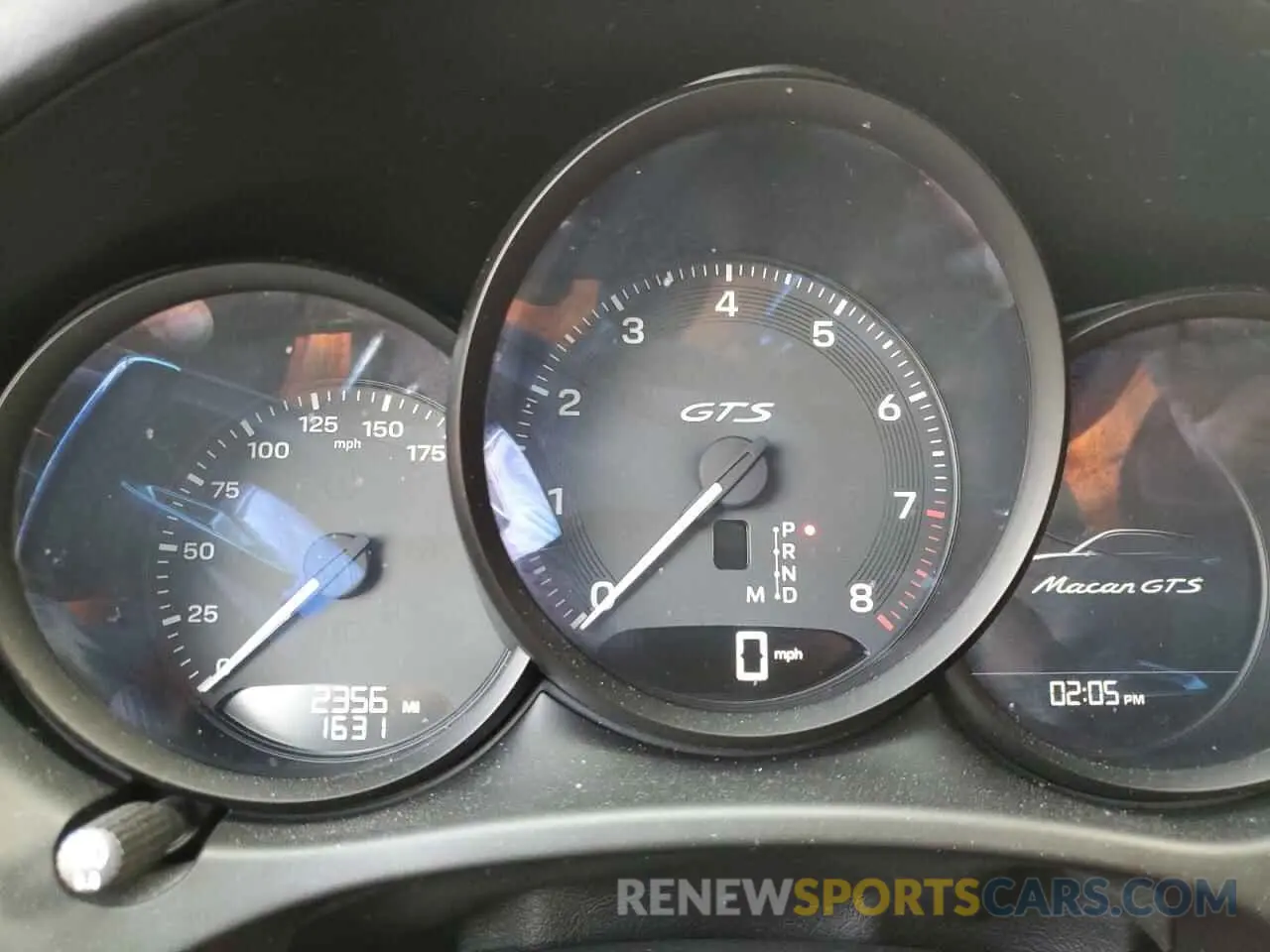 9 fotografías del automóvil dañado WP1AF2A53PLB58039 PORSCHE MACAN 2023
