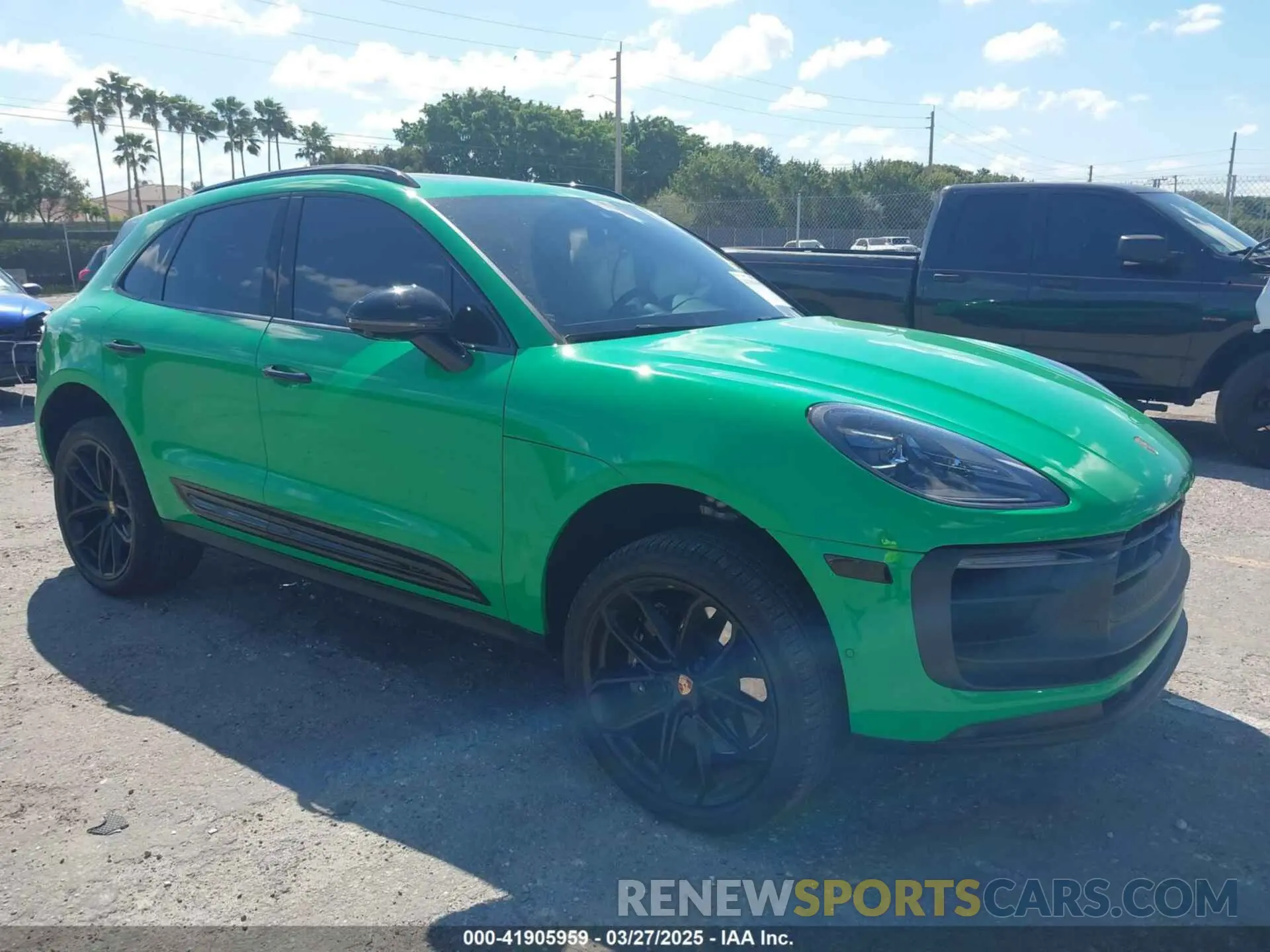 1 fotografías del automóvil dañado WP1AF2A55PLB56955 PORSCHE MACAN 2023