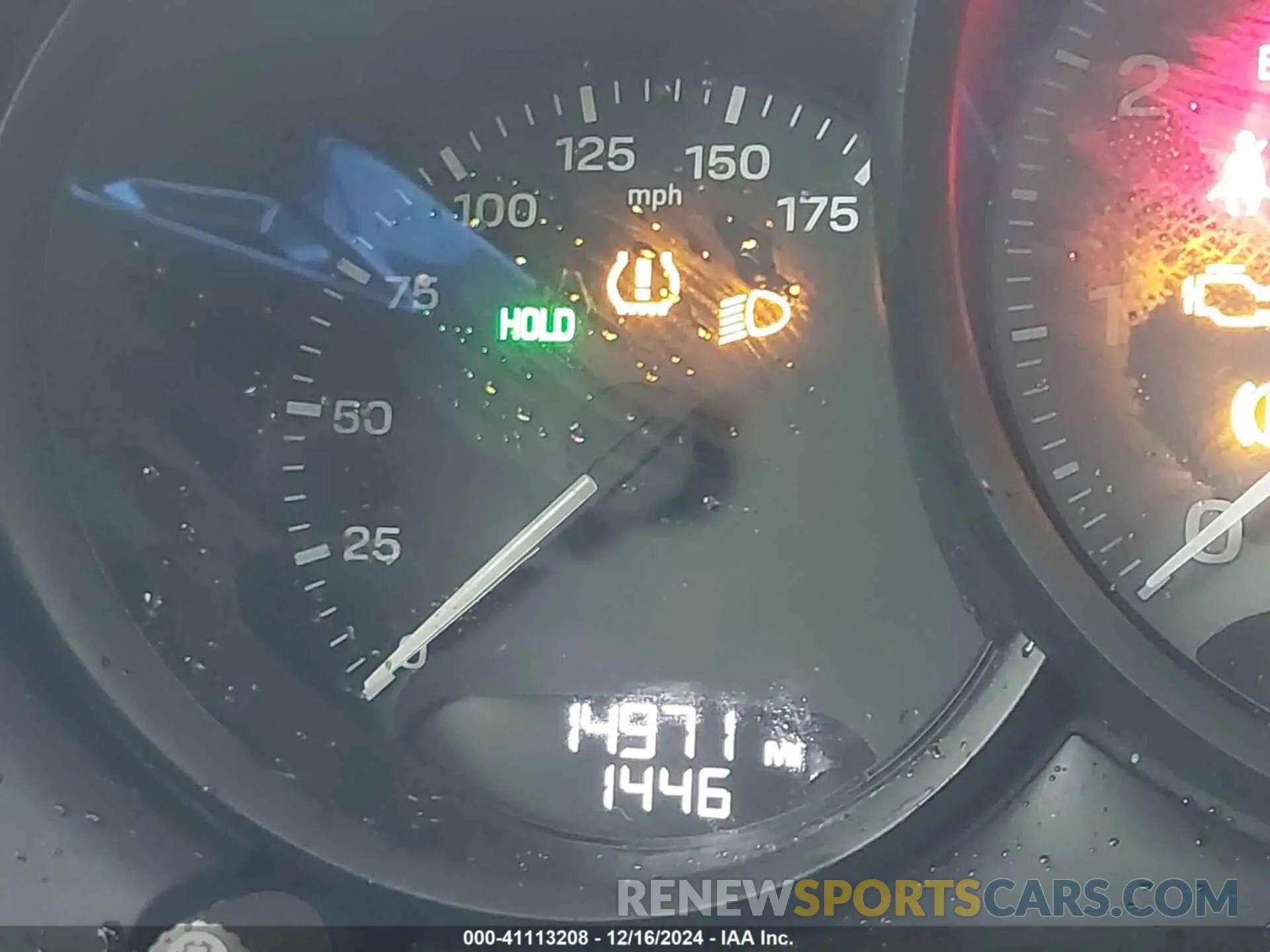 16 fotografías del automóvil dañado WP1AG2A50PLB35198 PORSCHE MACAN 2023