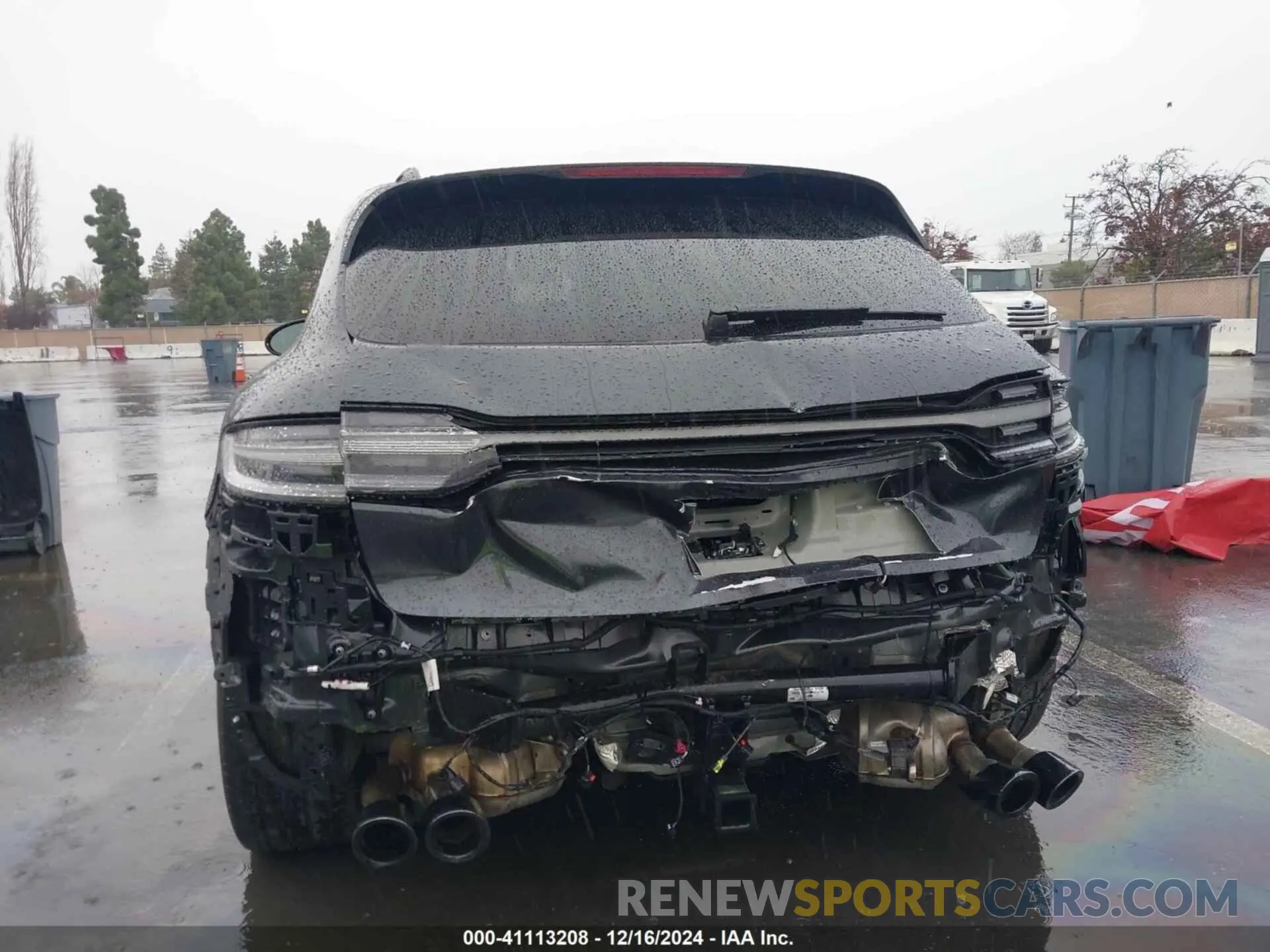 6 fotografías del automóvil dañado WP1AG2A50PLB35198 PORSCHE MACAN 2023