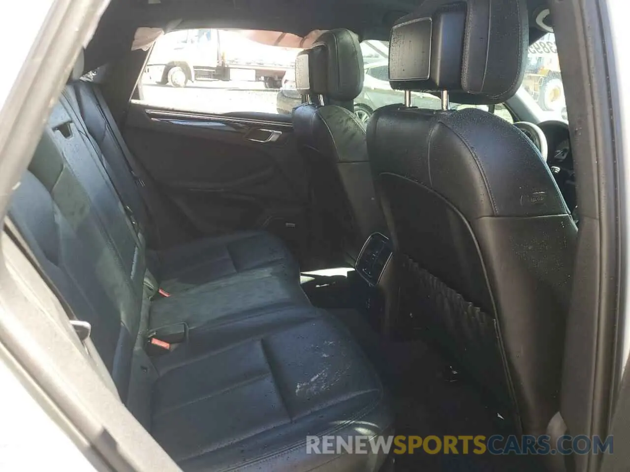 11 fotografías del automóvil dañado WP1AG2A50PLB36397 PORSCHE MACAN 2023