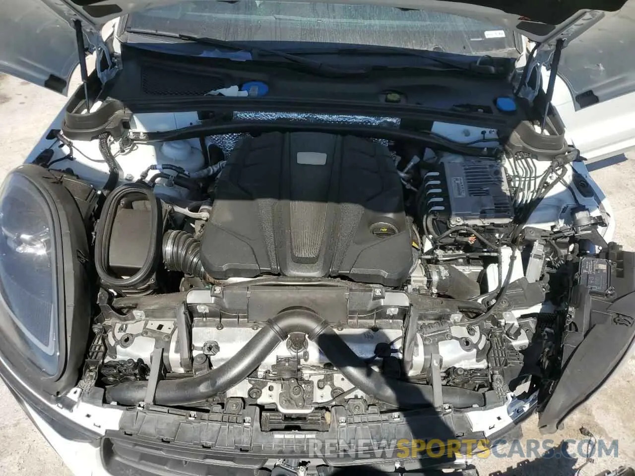 12 fotografías del automóvil dañado WP1AG2A50PLB36397 PORSCHE MACAN 2023