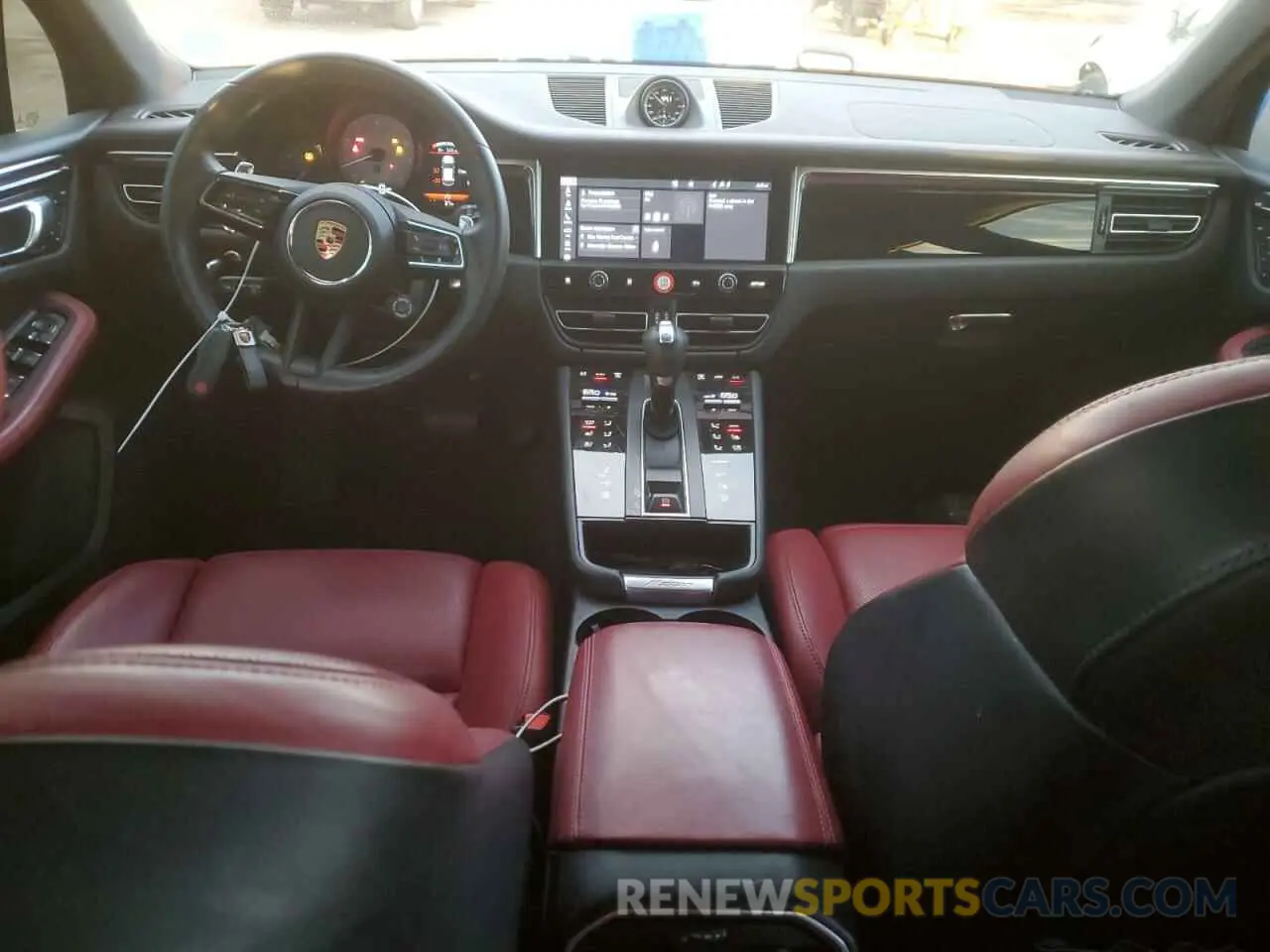 8 fotografías del automóvil dañado WP1AG2A56PLB38428 PORSCHE MACAN 2023