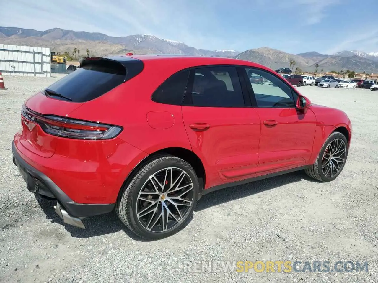 3 fotografías del automóvil dañado WP1AG2A56PLB38526 PORSCHE MACAN 2023