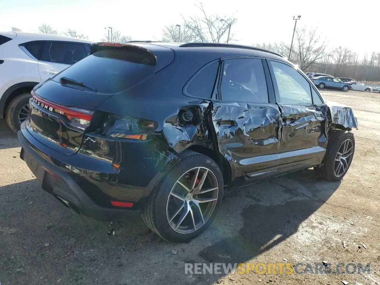 3 fotografías del automóvil dañado WP1AG2A58PLB39600 PORSCHE MACAN 2023