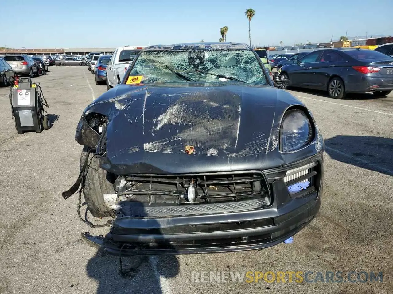 5 fotografías del automóvil dañado WP1AG2A58PLB40570 PORSCHE MACAN 2023