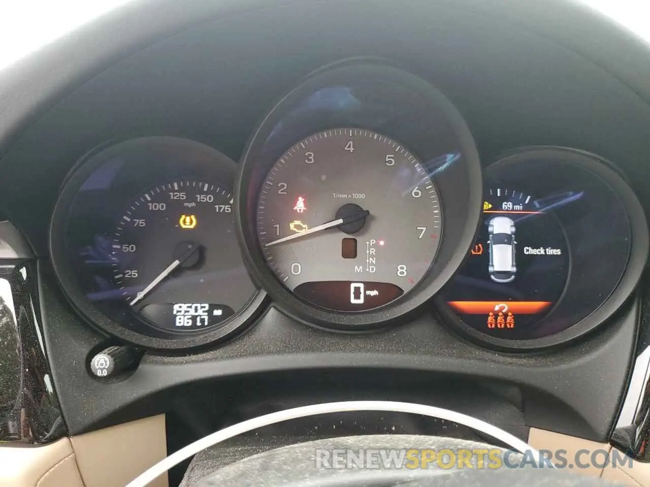 9 fotografías del automóvil dañado WP1AG2A5XPLB39839 PORSCHE MACAN 2023