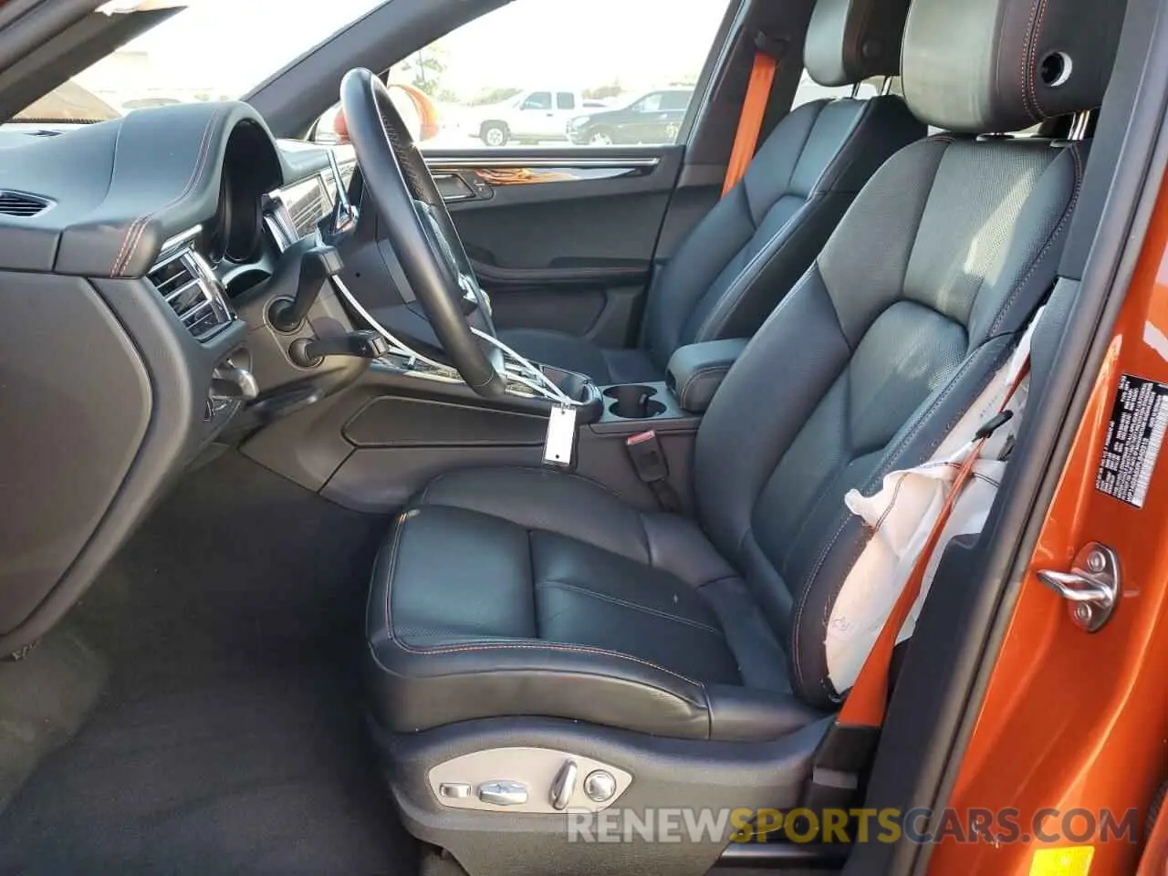 7 fotografías del automóvil dañado WP1AG2A5XPLB40313 PORSCHE MACAN 2023