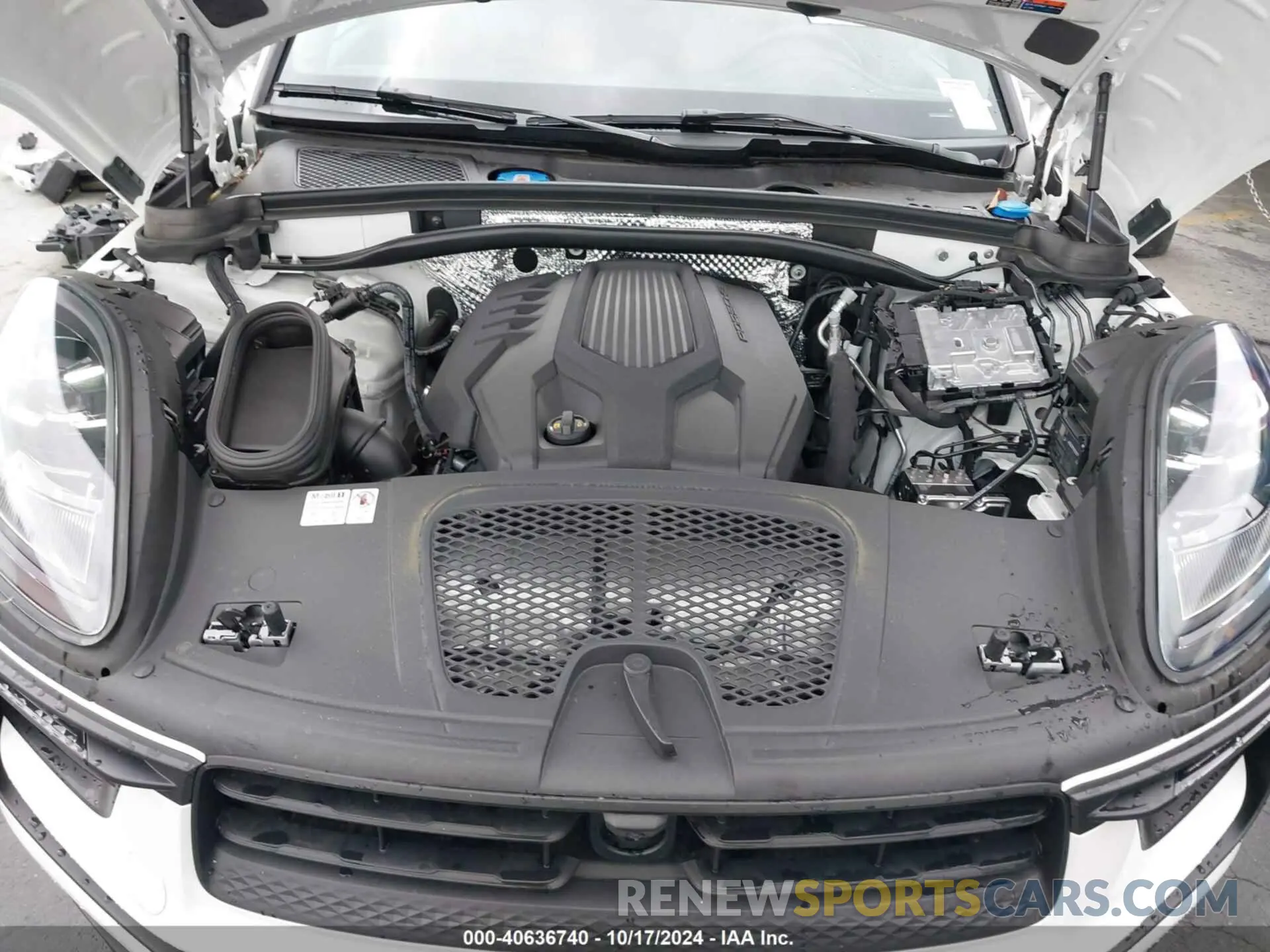 10 fotografías del automóvil dañado WP1AA2A53RLB07545 PORSCHE MACAN 2024