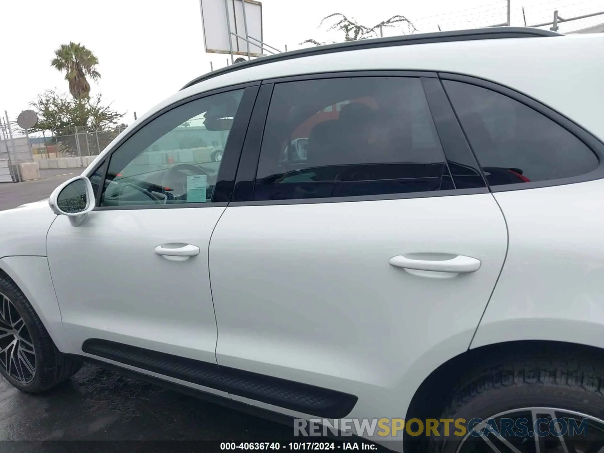 15 fotografías del automóvil dañado WP1AA2A53RLB07545 PORSCHE MACAN 2024