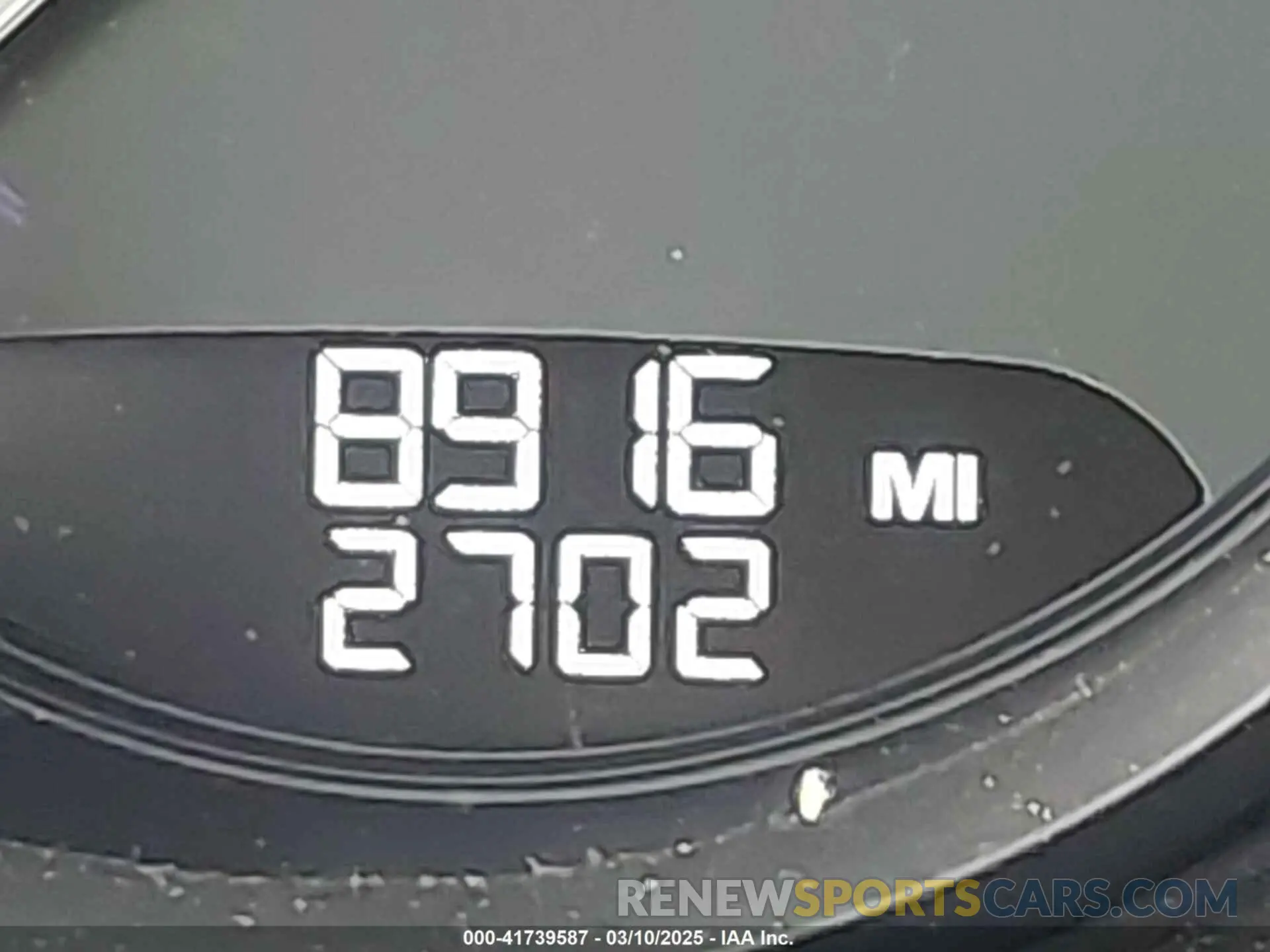 16 fotografías del automóvil dañado WP1AA2A55RLB20040 PORSCHE MACAN 2024