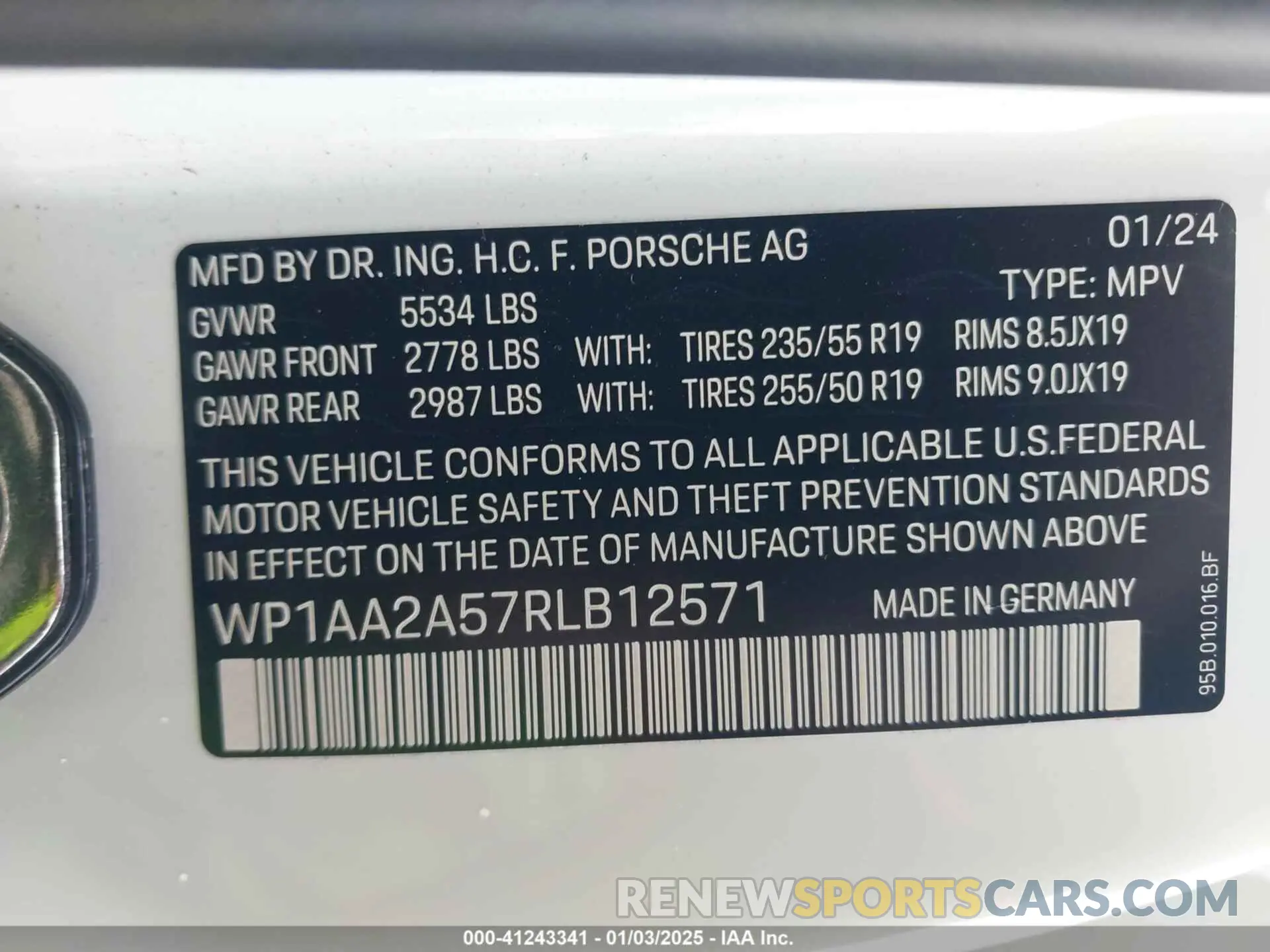 9 fotografías del automóvil dañado WP1AA2A57RLB12571 PORSCHE MACAN 2024