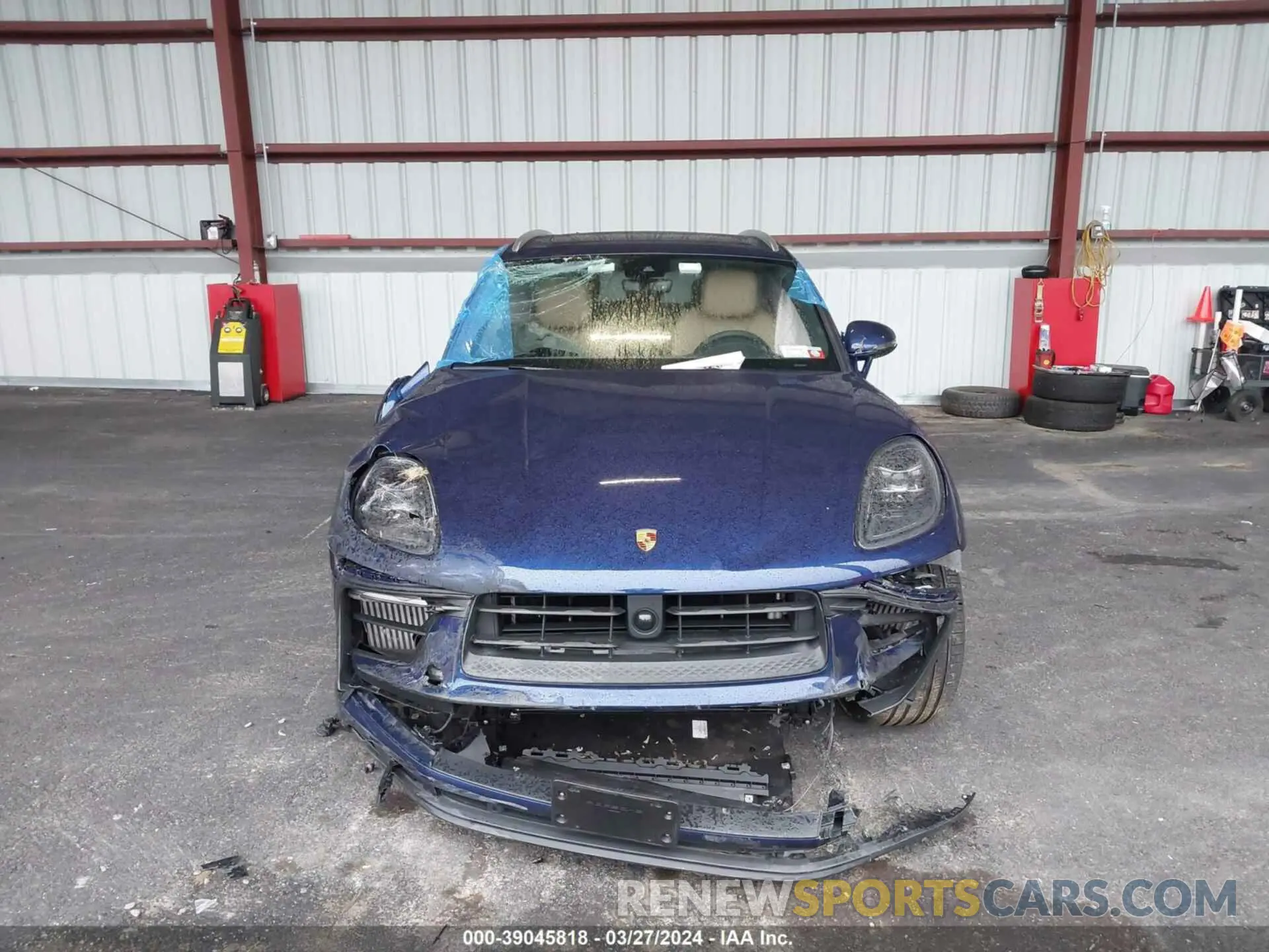 12 fotografías del automóvil dañado WP1AG2A51RLB35035 PORSCHE MACAN 2024