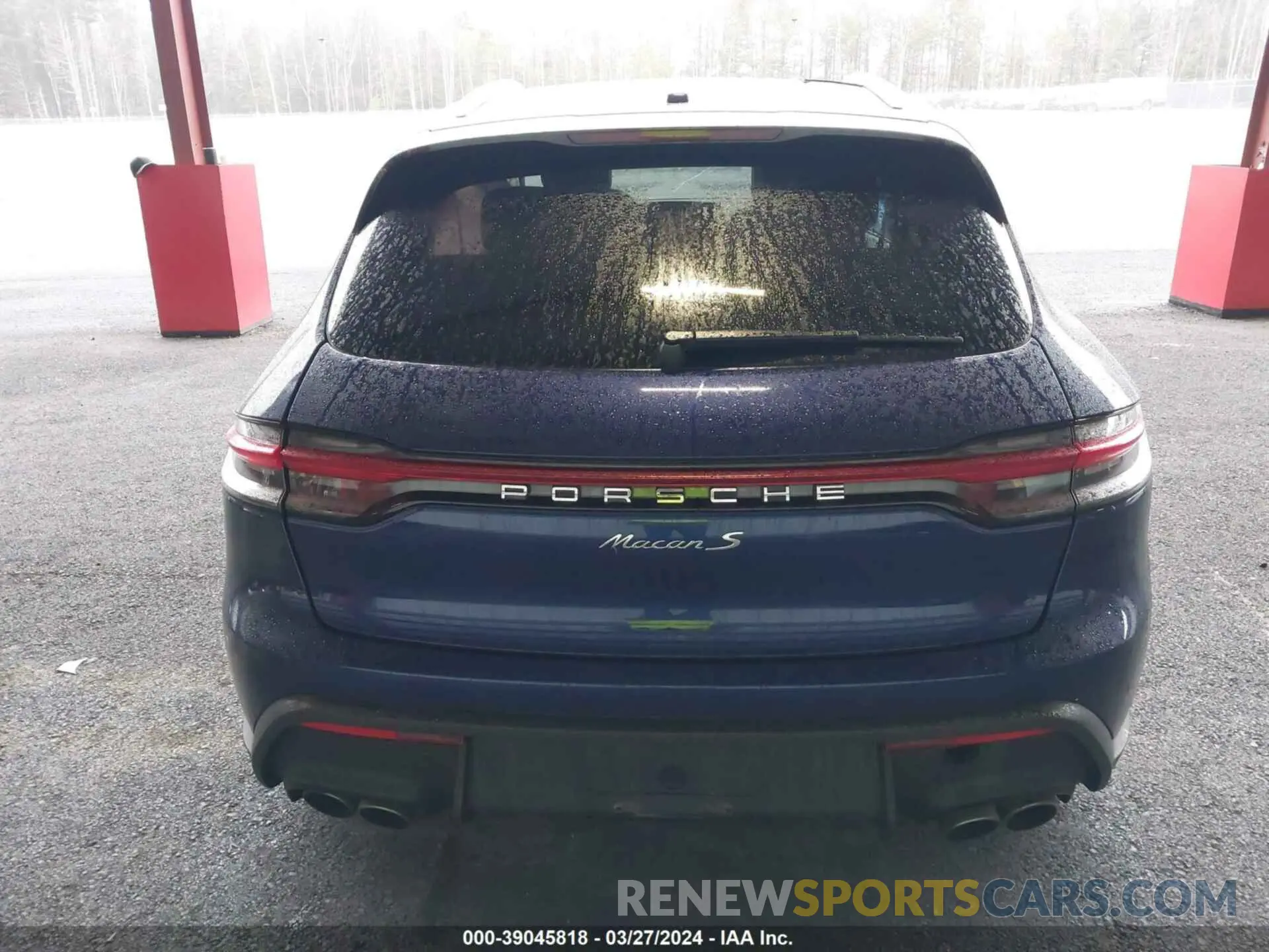 16 fotografías del automóvil dañado WP1AG2A51RLB35035 PORSCHE MACAN 2024