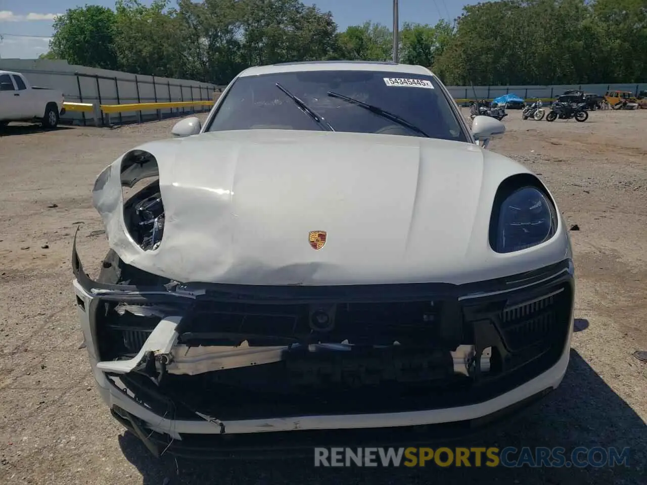 5 fotografías del automóvil dañado WP1AG2A53RLB35246 PORSCHE MACAN 2024