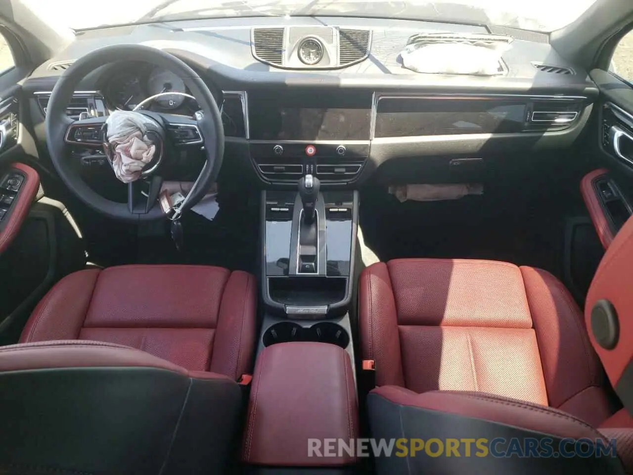 8 fotografías del automóvil dañado WP1AG2A53RLB35246 PORSCHE MACAN 2024