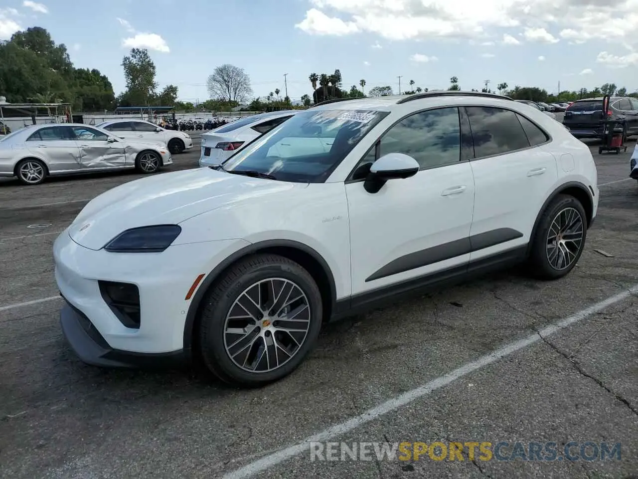 1 fotografías del automóvil dañado WP1AD2XA5SL075311 PORSCHE MACAN 2025