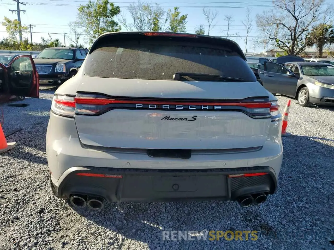 6 fotografías del automóvil dañado WP1AG2A5XSLB41700 PORSCHE MACAN 2025