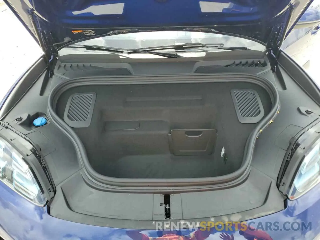 12 fotografías del automóvil dañado WP1AA2XA6SL000013 PORSCHE MACAN 4 2025