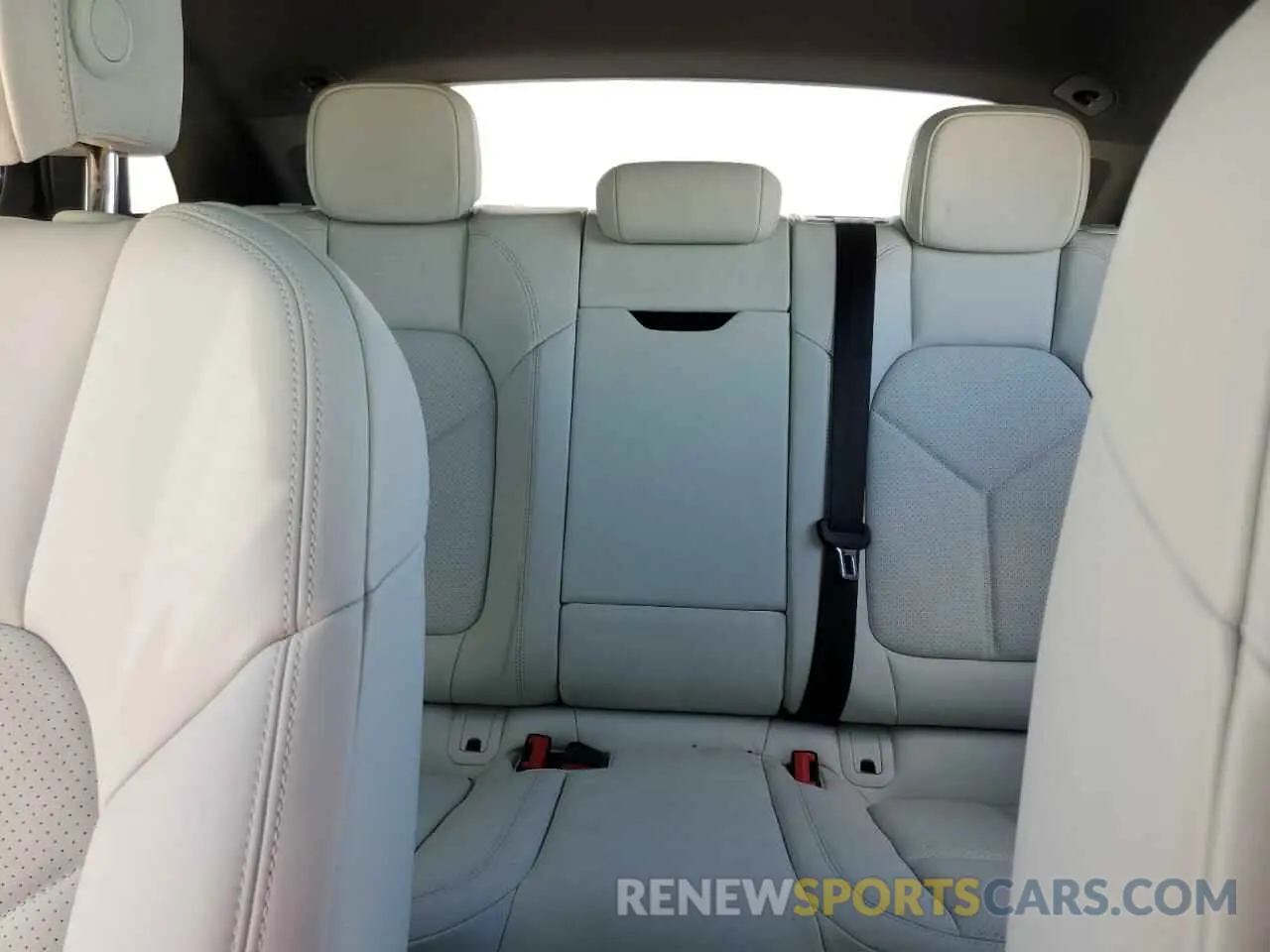 10 fotografías del automóvil dañado WP1AA2A50PLB01828 PORSCHE MACAN BASE 2023