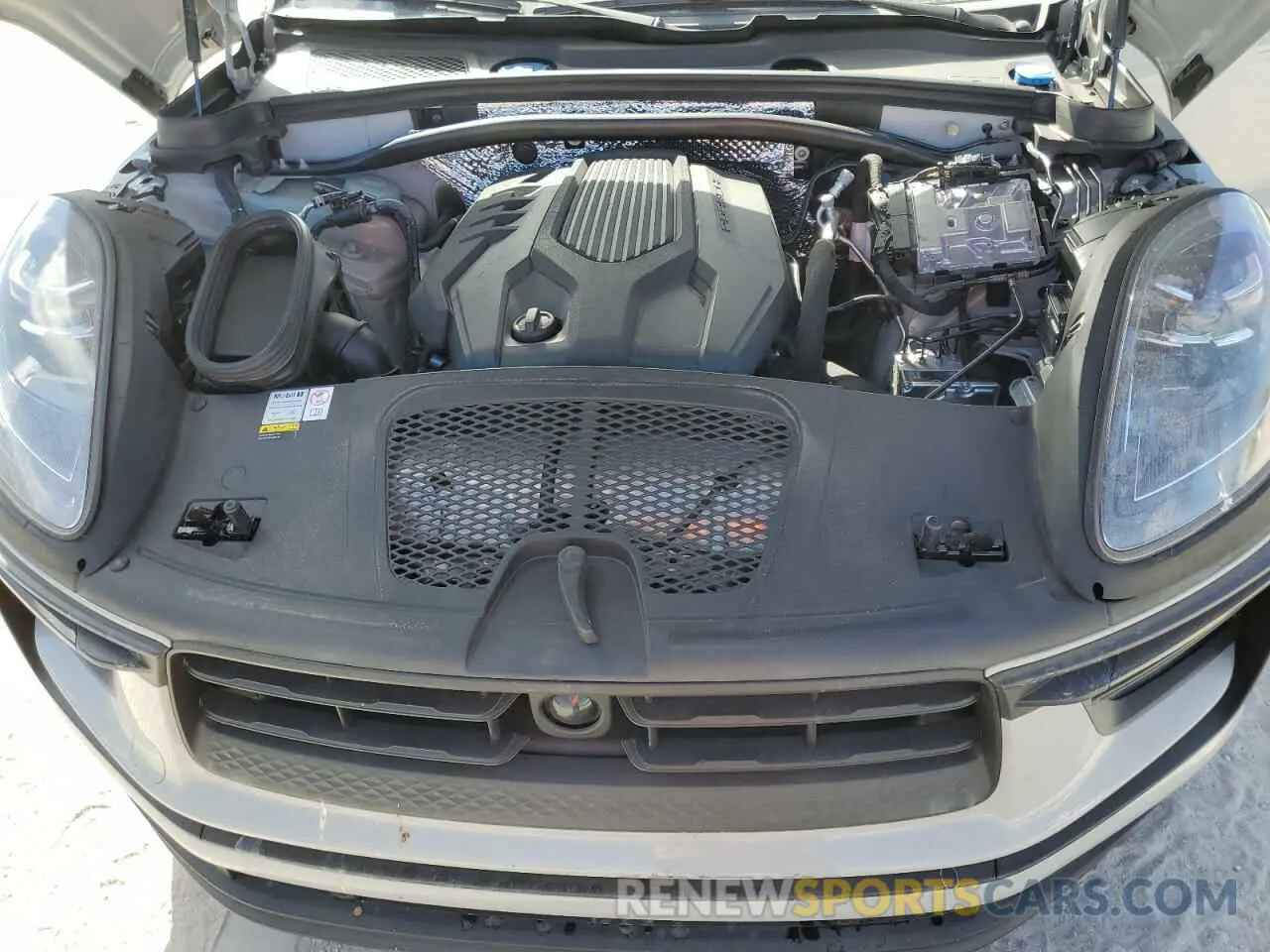 12 fotografías del automóvil dañado WP1AA2A50PLB01828 PORSCHE MACAN BASE 2023