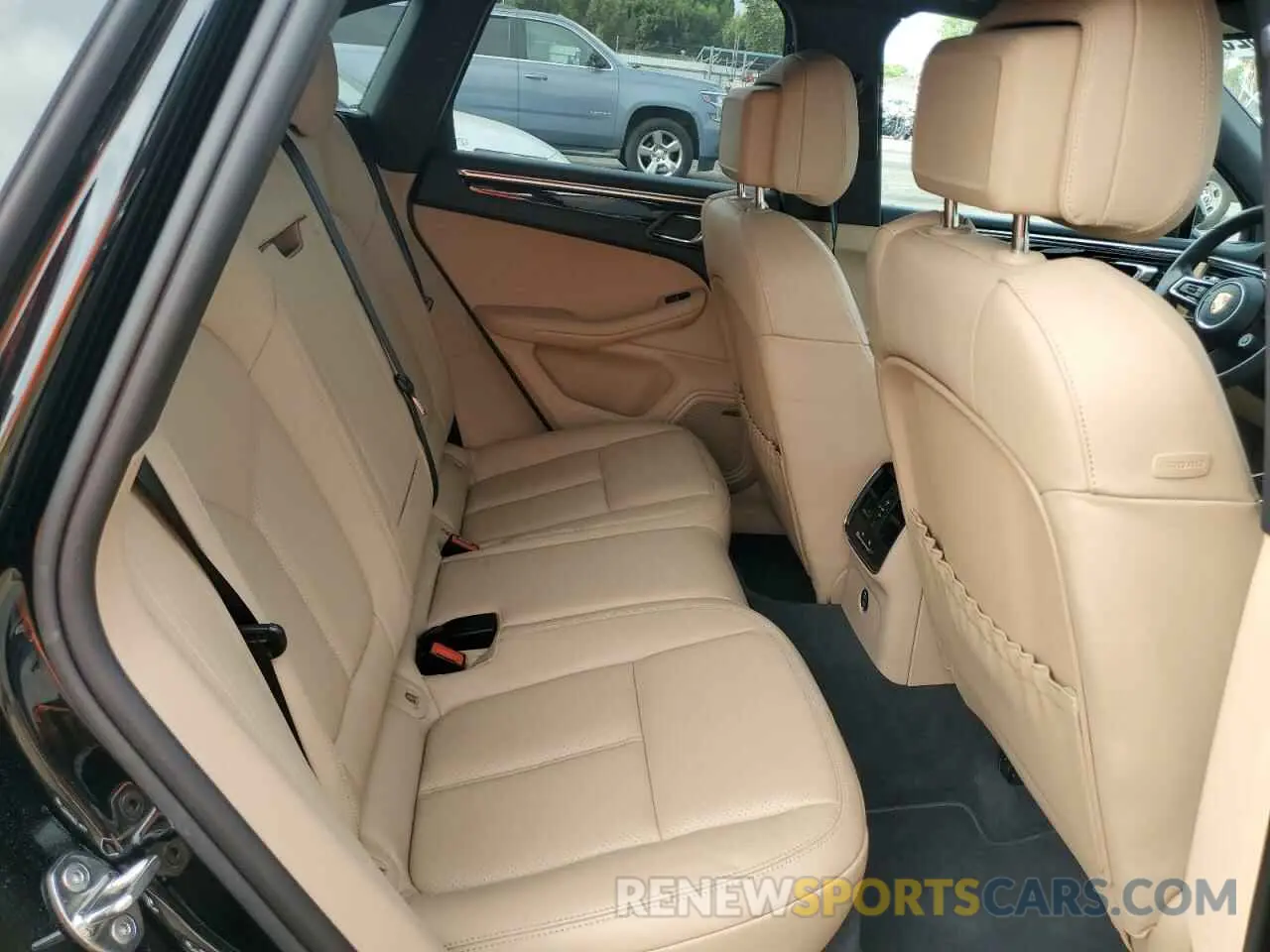 11 fotografías del automóvil dañado WP1AA2A50PLB16555 PORSCHE MACAN BASE 2023