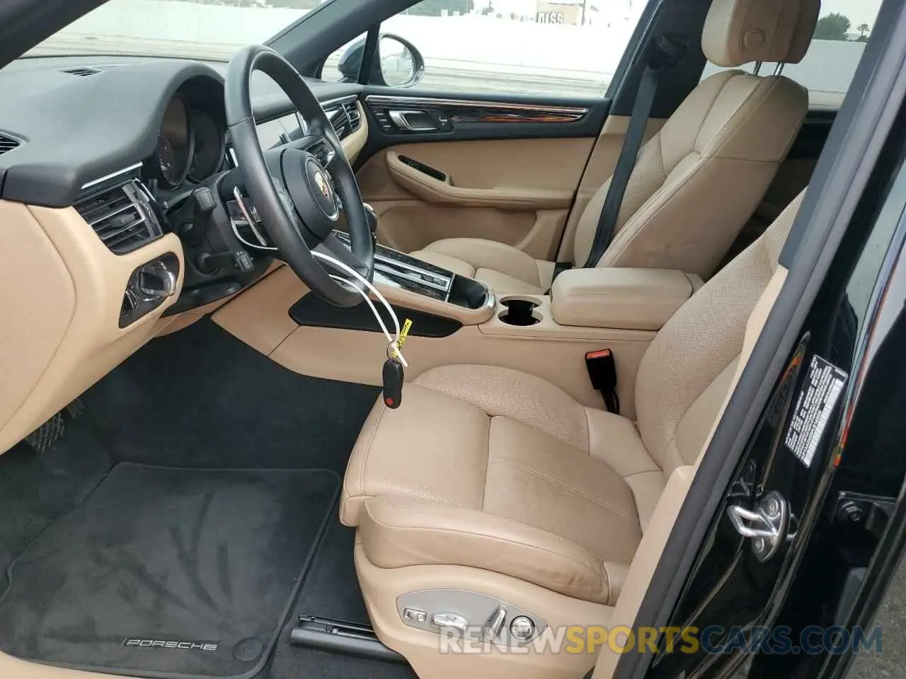 7 fotografías del automóvil dañado WP1AA2A50PLB16555 PORSCHE MACAN BASE 2023
