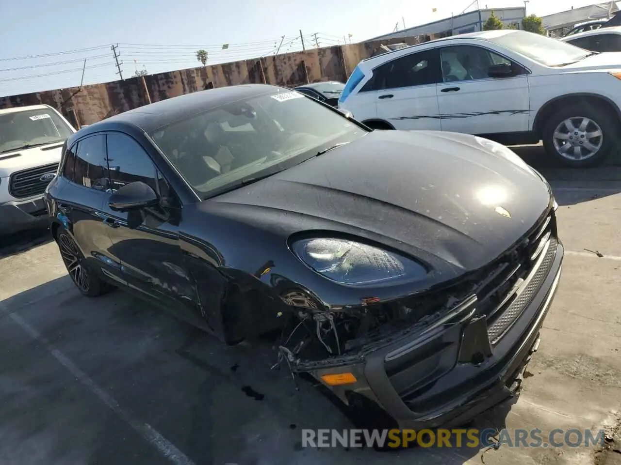 4 fotografías del automóvil dañado WP1AA2A51PLB21313 PORSCHE MACAN BASE 2023