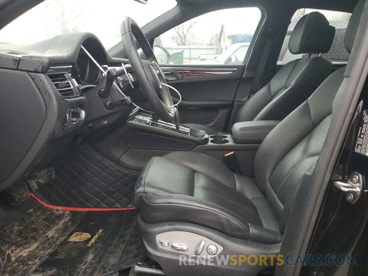 7 fotografías del automóvil dañado WP1AA2A52PLB07775 PORSCHE MACAN BASE 2023