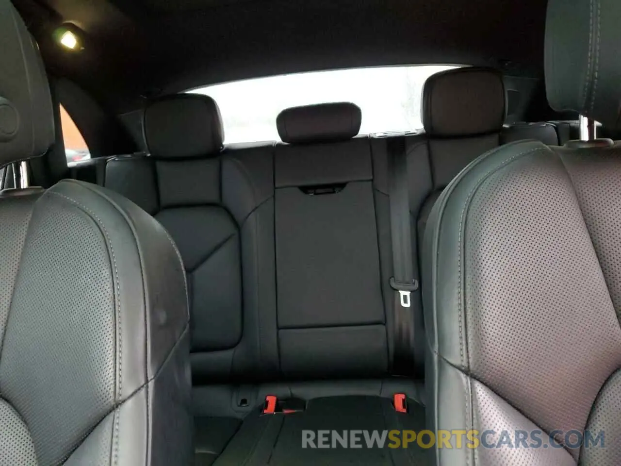 10 fotografías del automóvil dañado WP1AA2A52PLB17254 PORSCHE MACAN BASE 2023