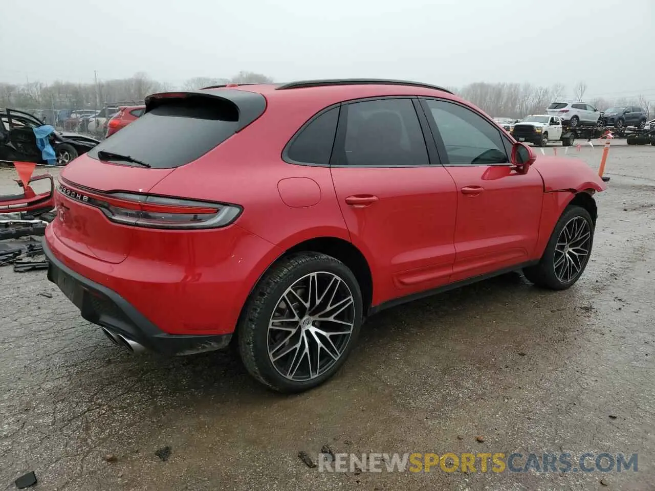 3 fotografías del automóvil dañado WP1AA2A52PLB17254 PORSCHE MACAN BASE 2023