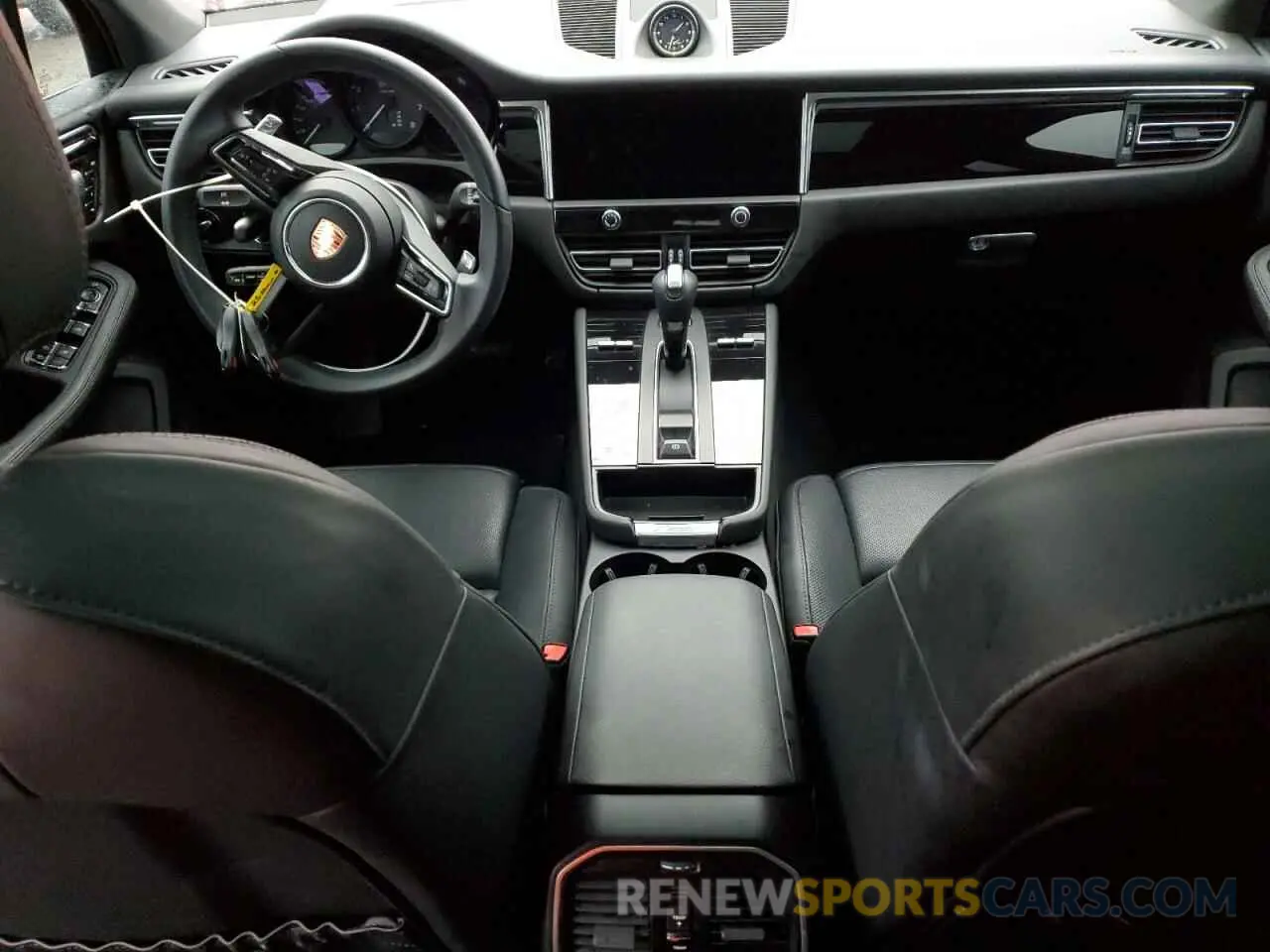 8 fotografías del automóvil dañado WP1AA2A52PLB17254 PORSCHE MACAN BASE 2023