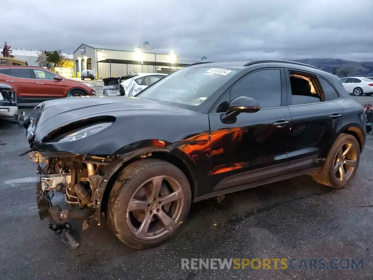 1 fotografías del automóvil dañado WP1AA2A53PLB19840 PORSCHE MACAN BASE 2023