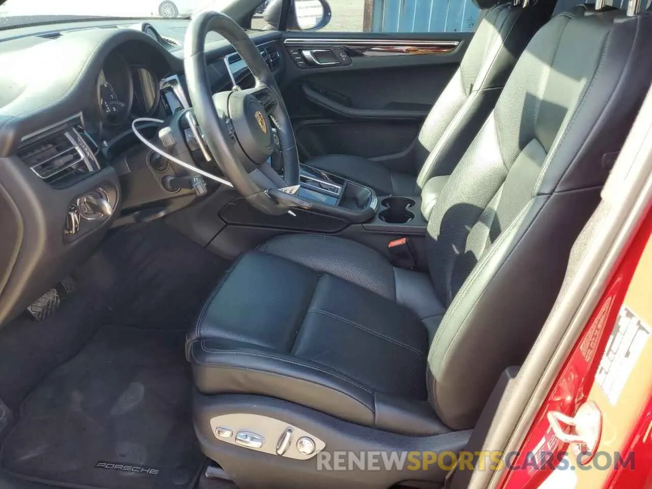 7 fotografías del automóvil dañado WP1AA2A53PLB21801 PORSCHE MACAN BASE 2023