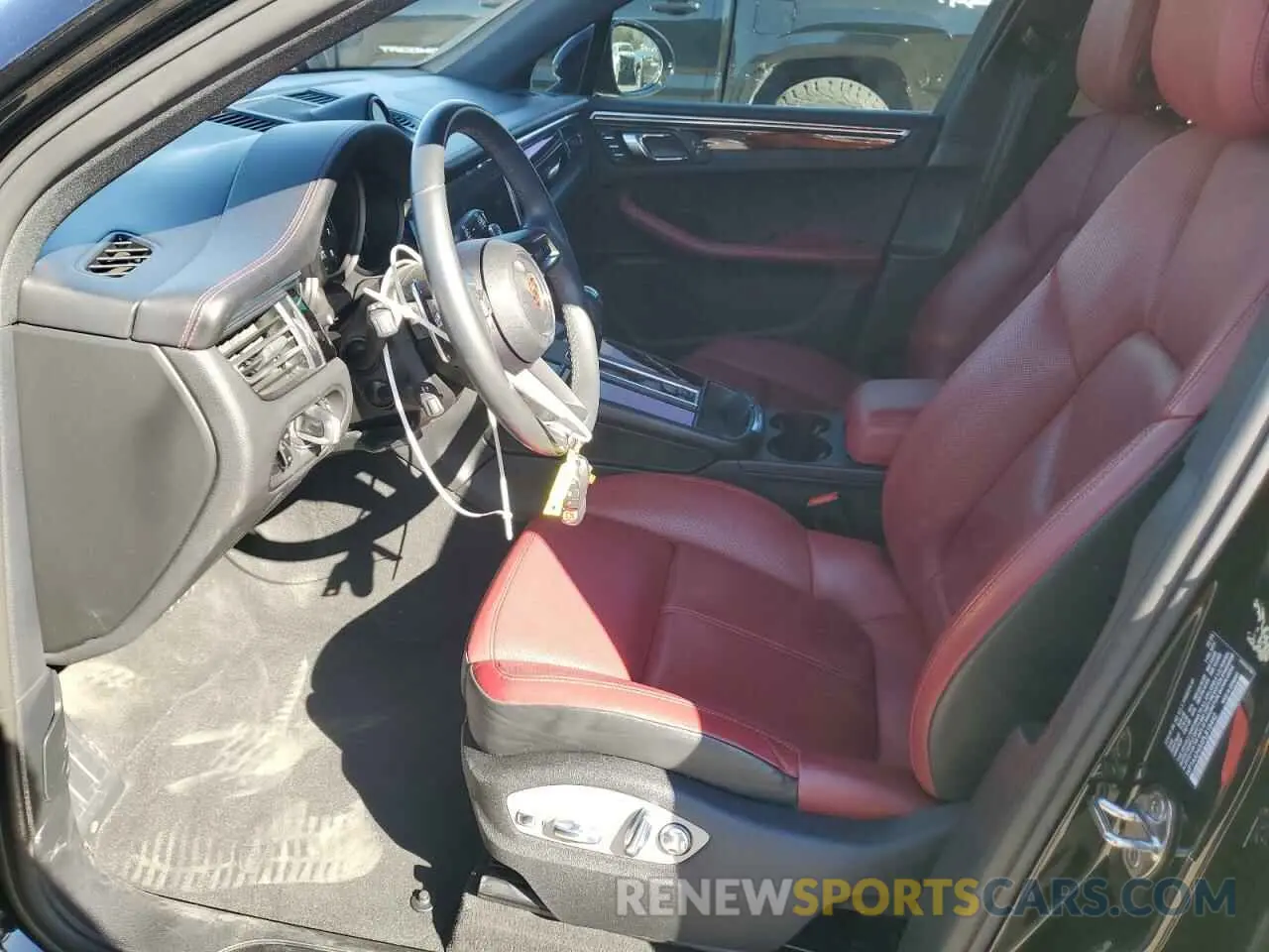 7 fotografías del automóvil dañado WP1AA2A54PLB15442 PORSCHE MACAN BASE 2023