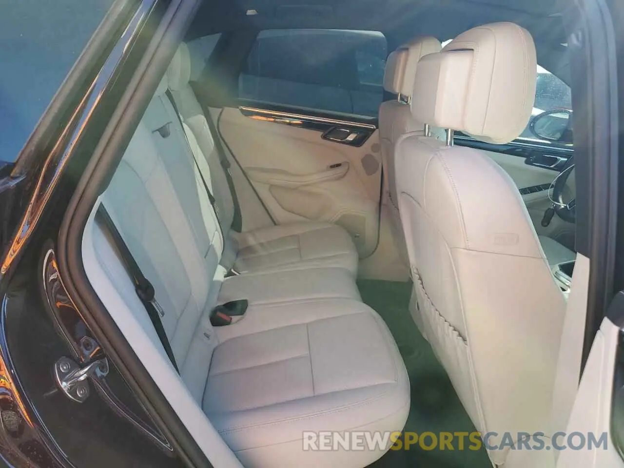 11 fotografías del automóvil dañado WP1AA2A54PLB15893 PORSCHE MACAN BASE 2023